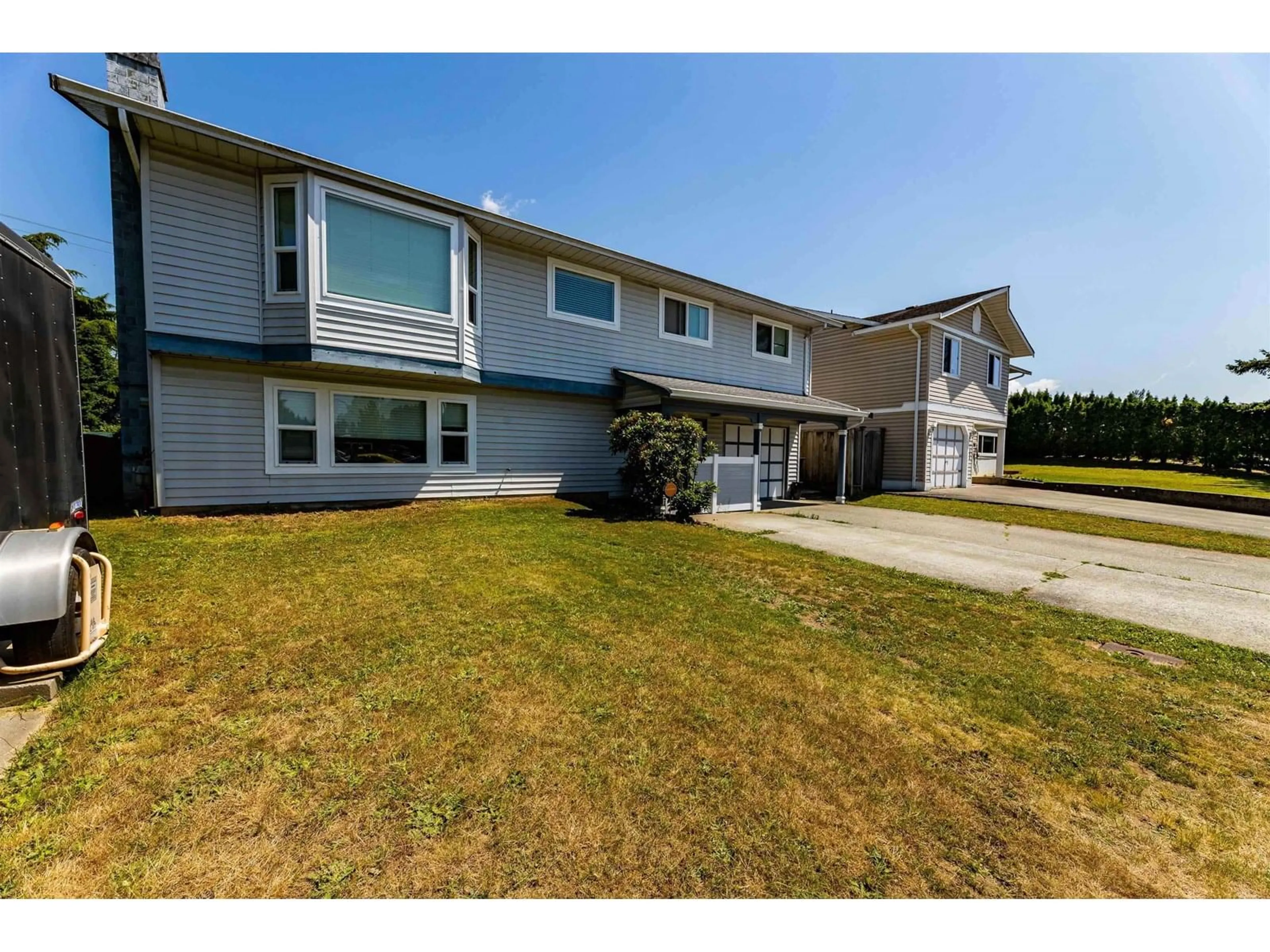 A pic from outside/outdoor area/front of a property/back of a property/a pic from drone, unknown for 1496 KIMBERLEY, Abbotsford British Columbia V2S8B2