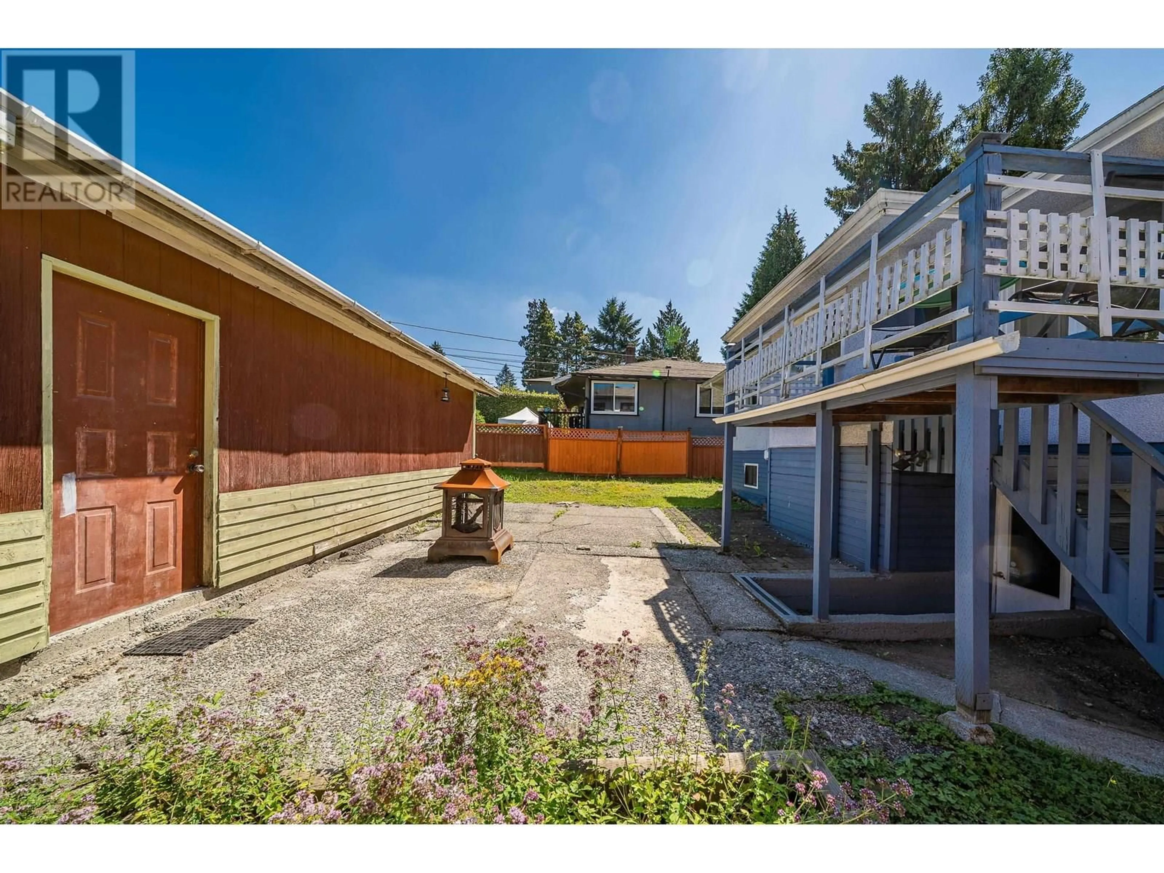 Patio, unknown for 432 25TH STREET, North Vancouver British Columbia V7N2G2