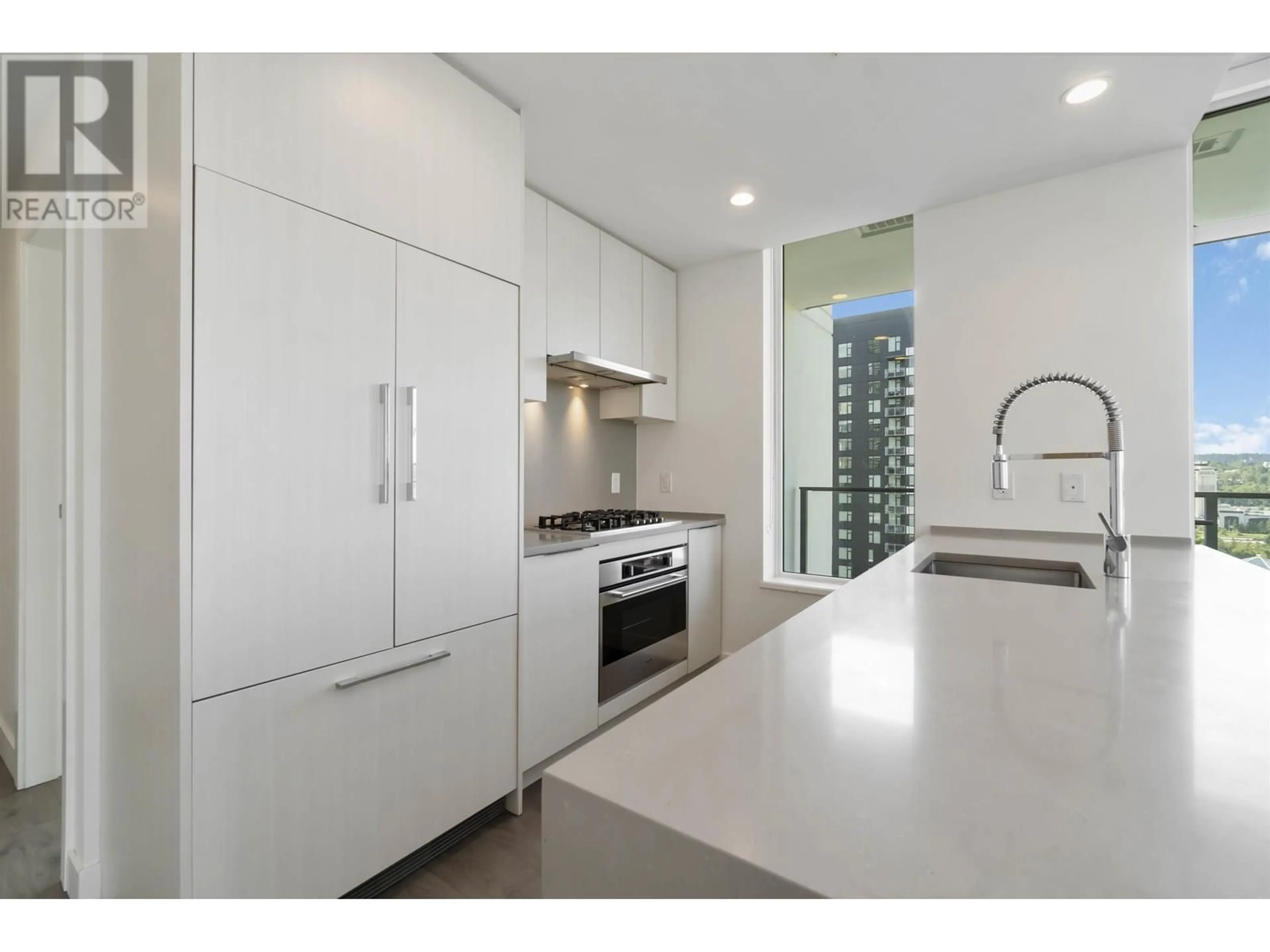 Standard kitchen, unknown for 1305 - 4465 JUNEAU STREET, Burnaby British Columbia V5C0L8