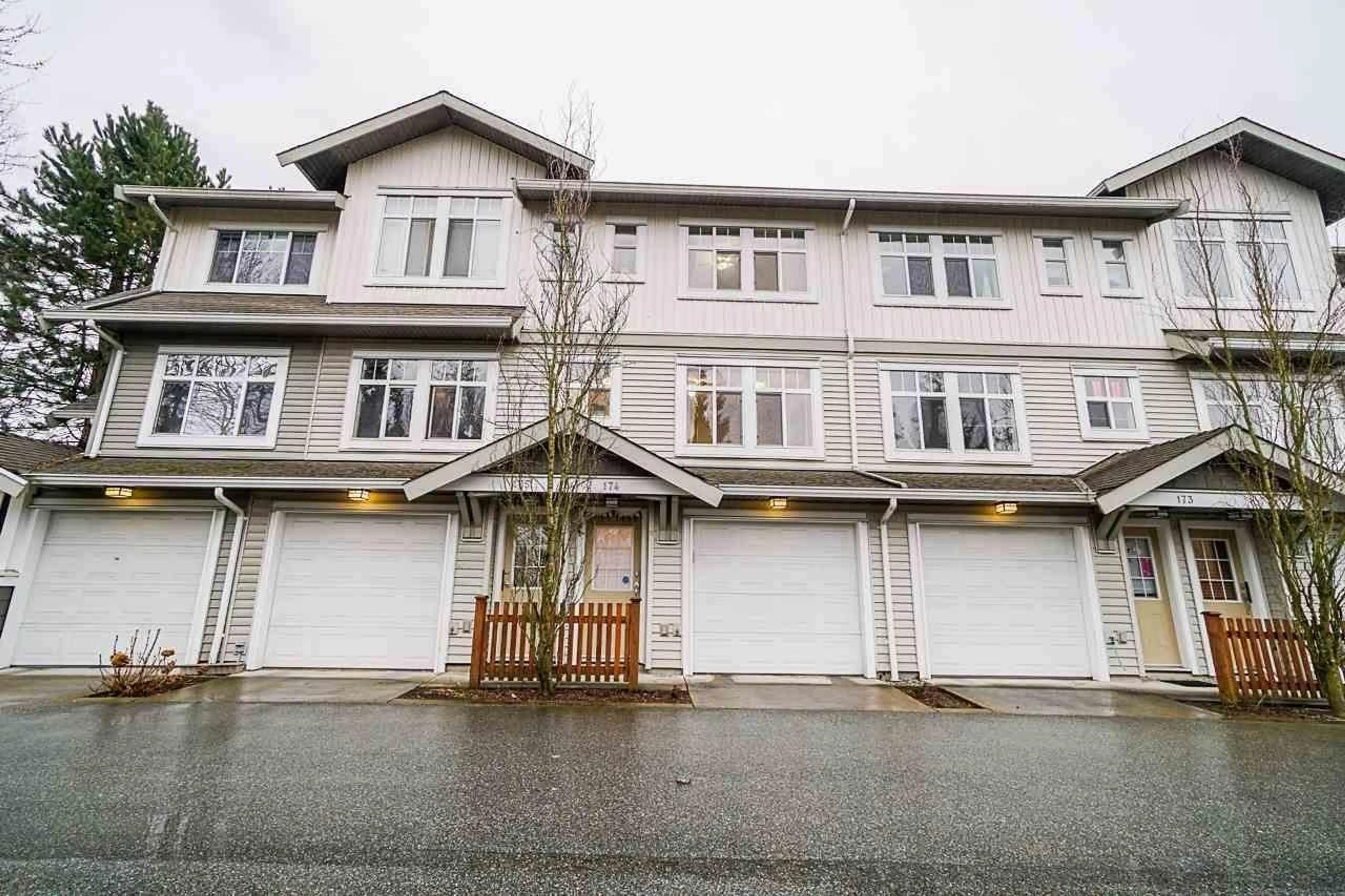 Unknown for 174 - 16177 83, Surrey British Columbia V4N5T3