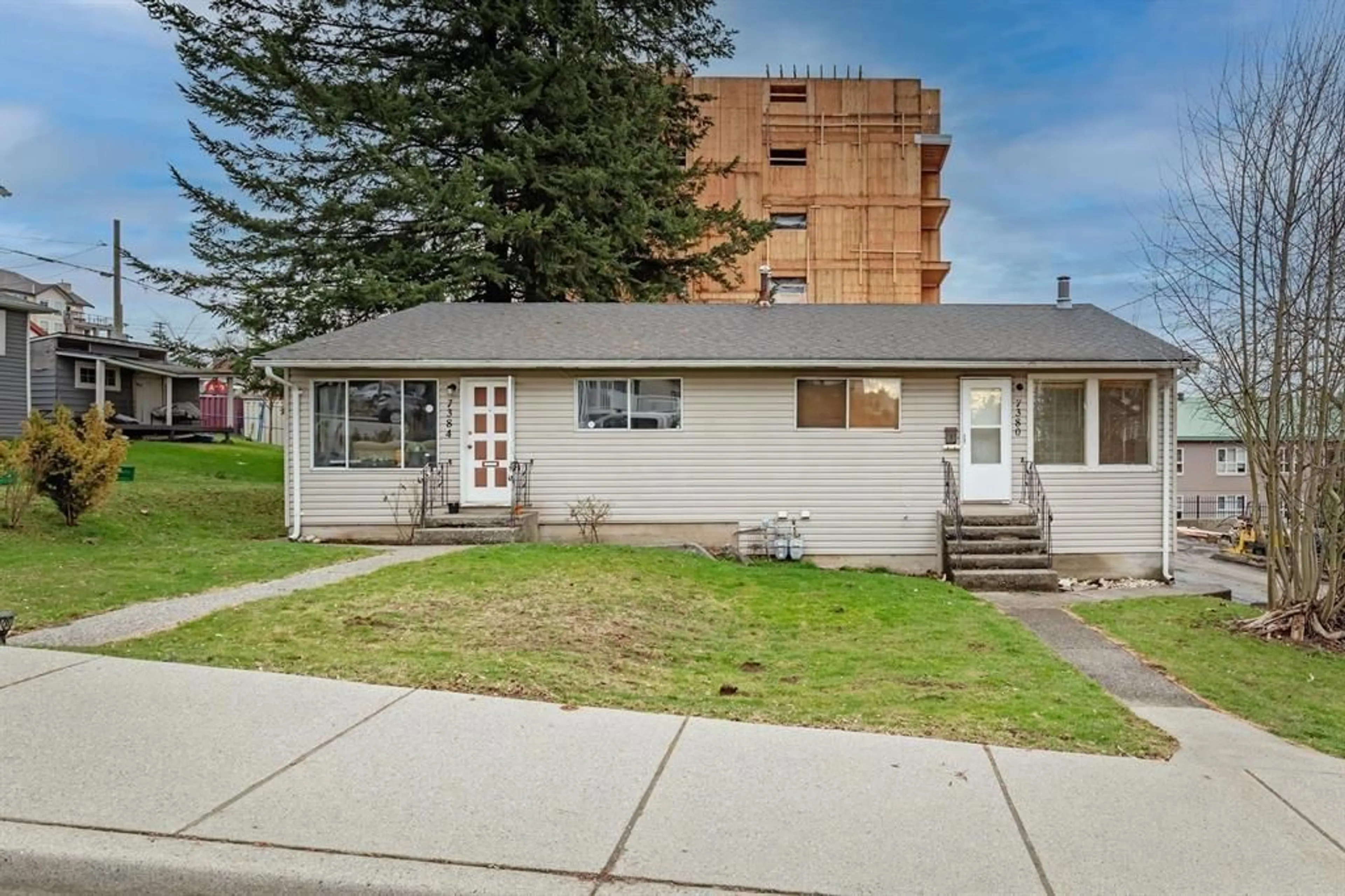 Home with vinyl exterior material, street for 7380 JAMES, Mission British Columbia V2V3V6