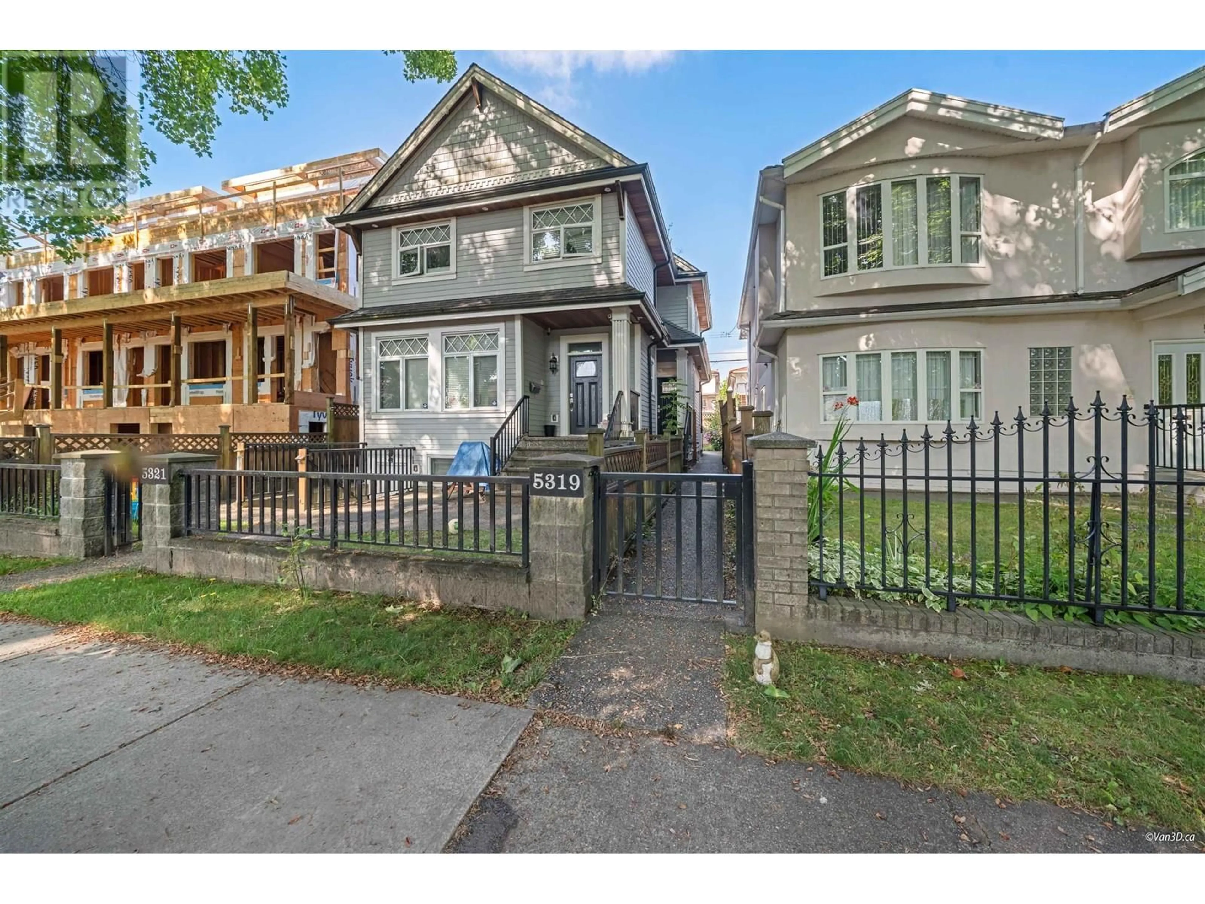 Unknown for 5319 CHAMBERS STREET, Vancouver British Columbia V5R3M2