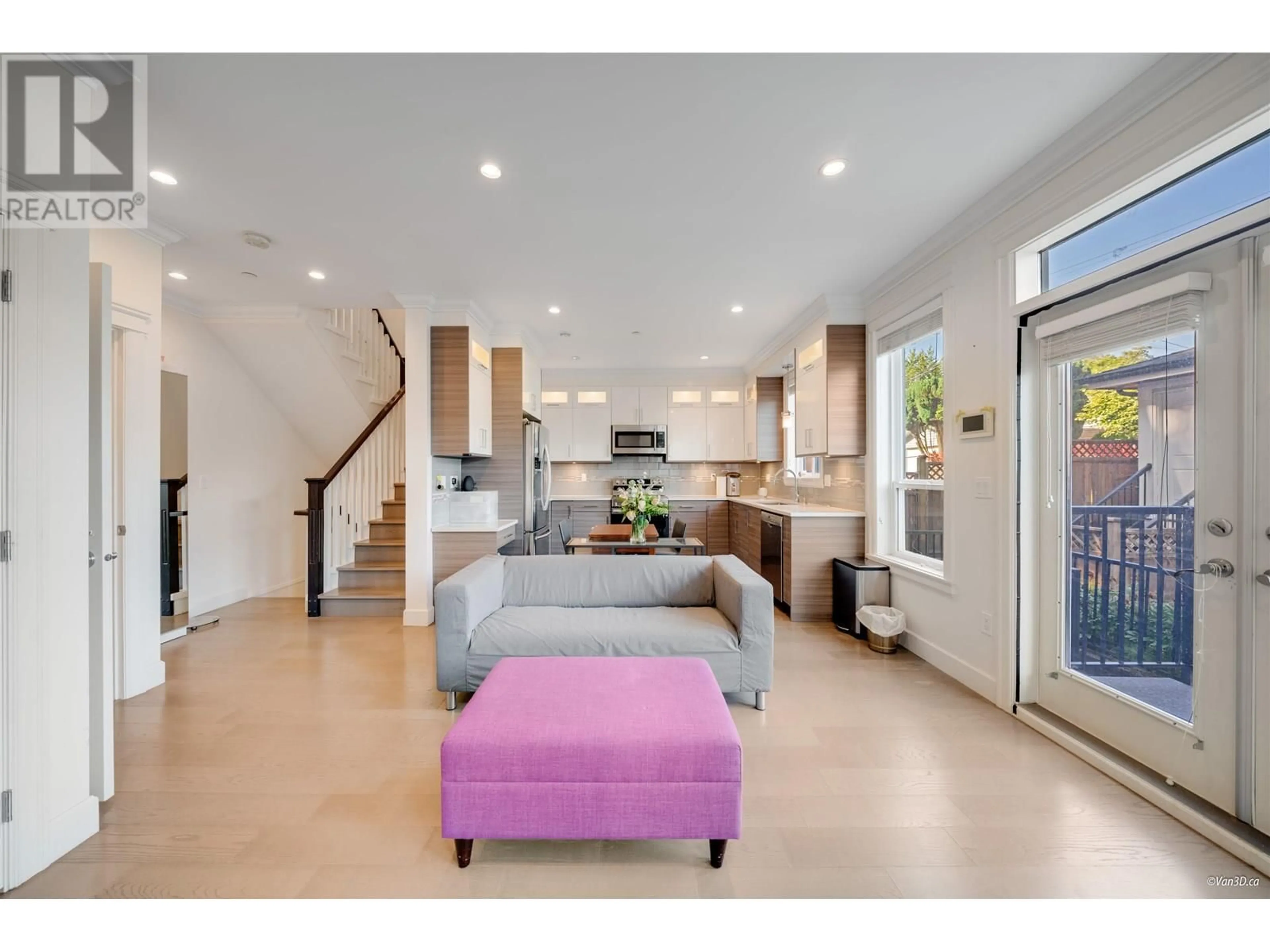 Open concept kitchen, unknown for 5319 CHAMBERS STREET, Vancouver British Columbia V5R3M2