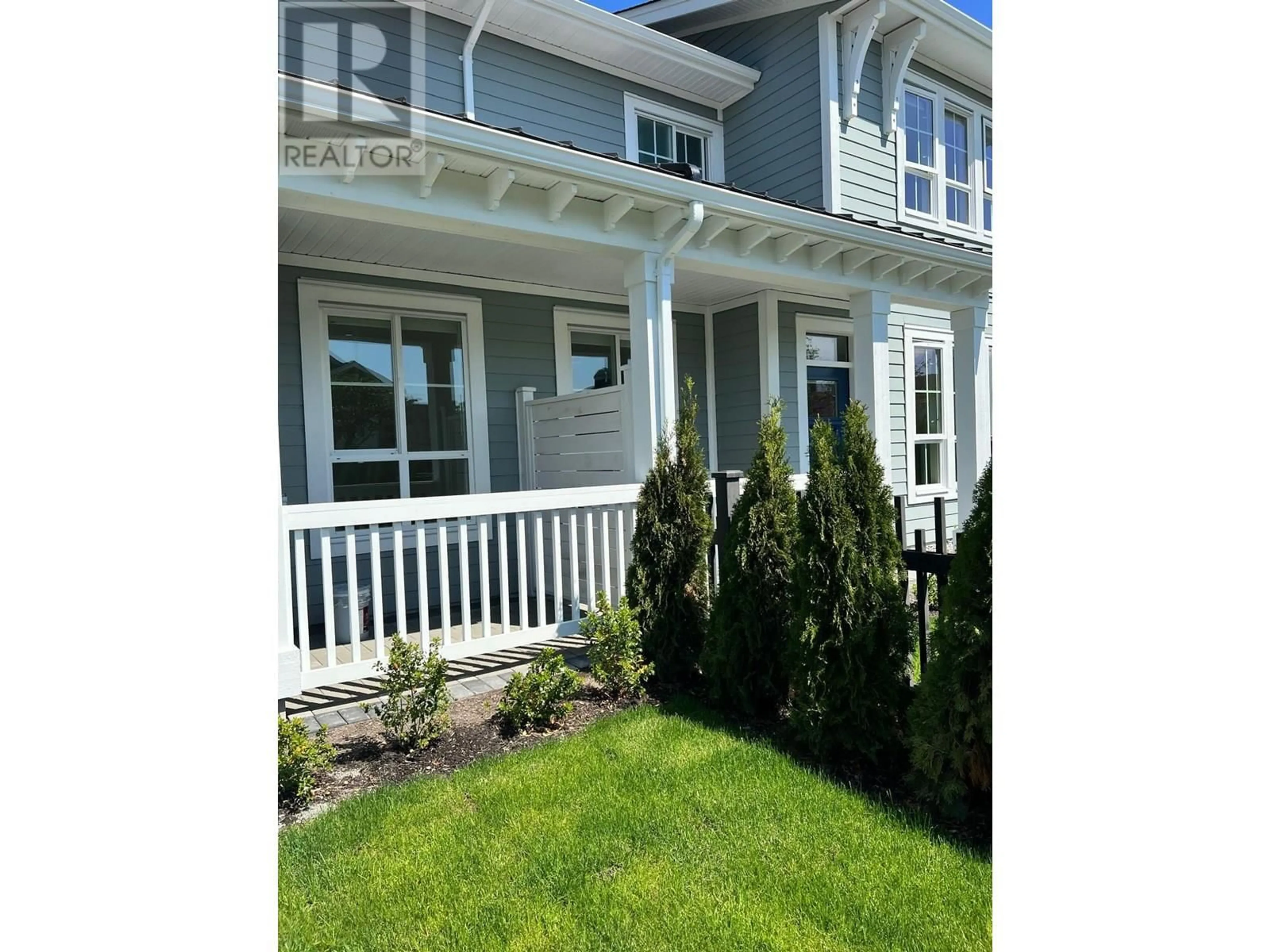 Home with vinyl exterior material, street for 122 - 5311 ADMIRAL WAY, Delta British Columbia V4K0E2