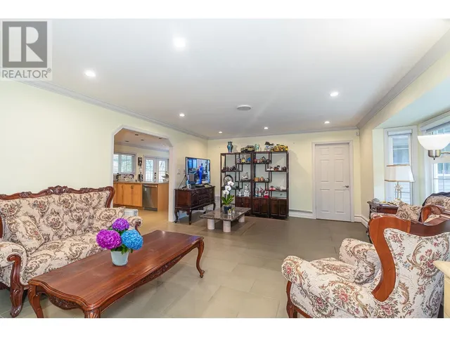 10060 SWINTON CRESCENT, Richmond 2