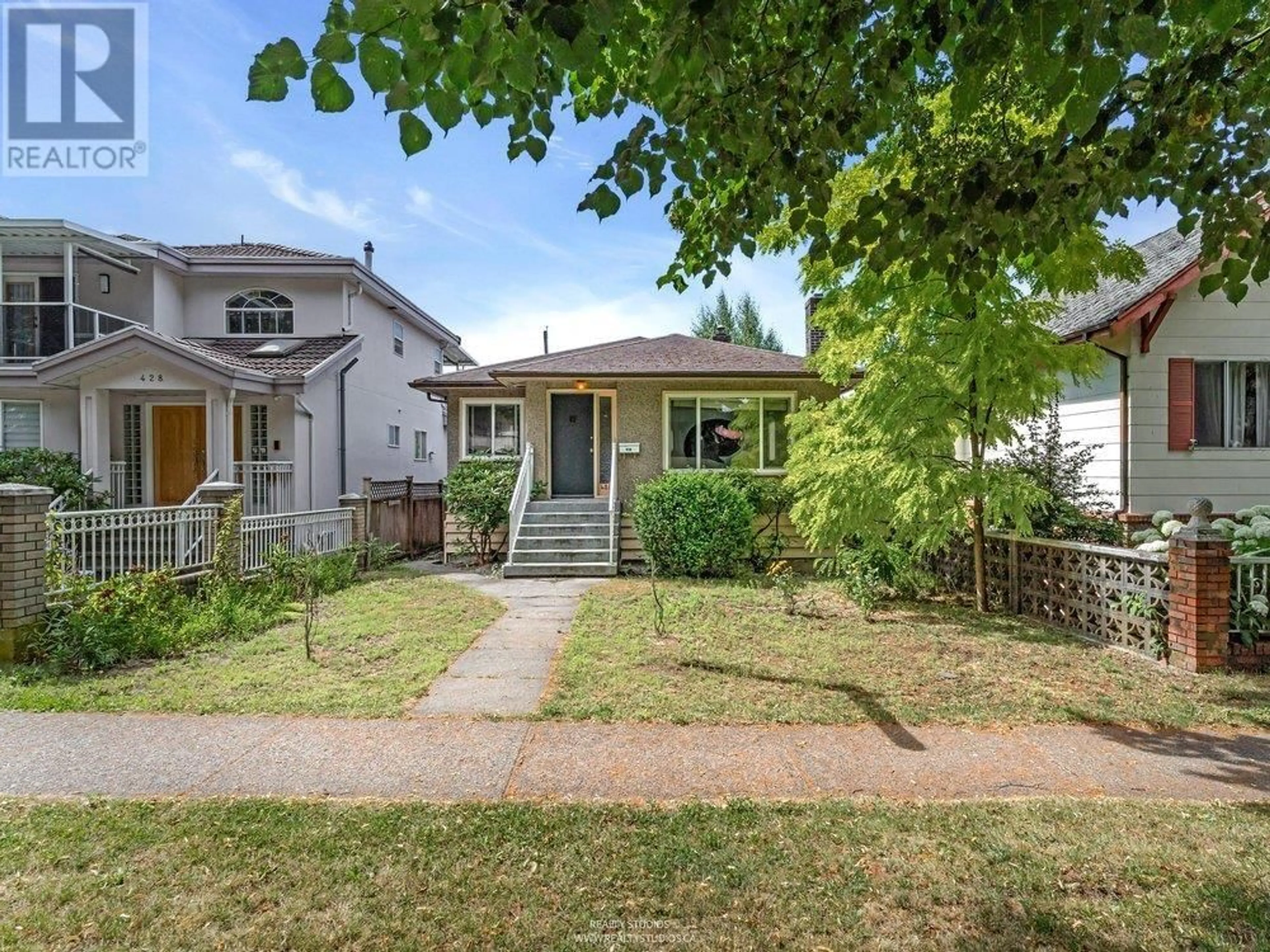 Unknown for 420 46TH AVENUE, Vancouver British Columbia V5W1Z9