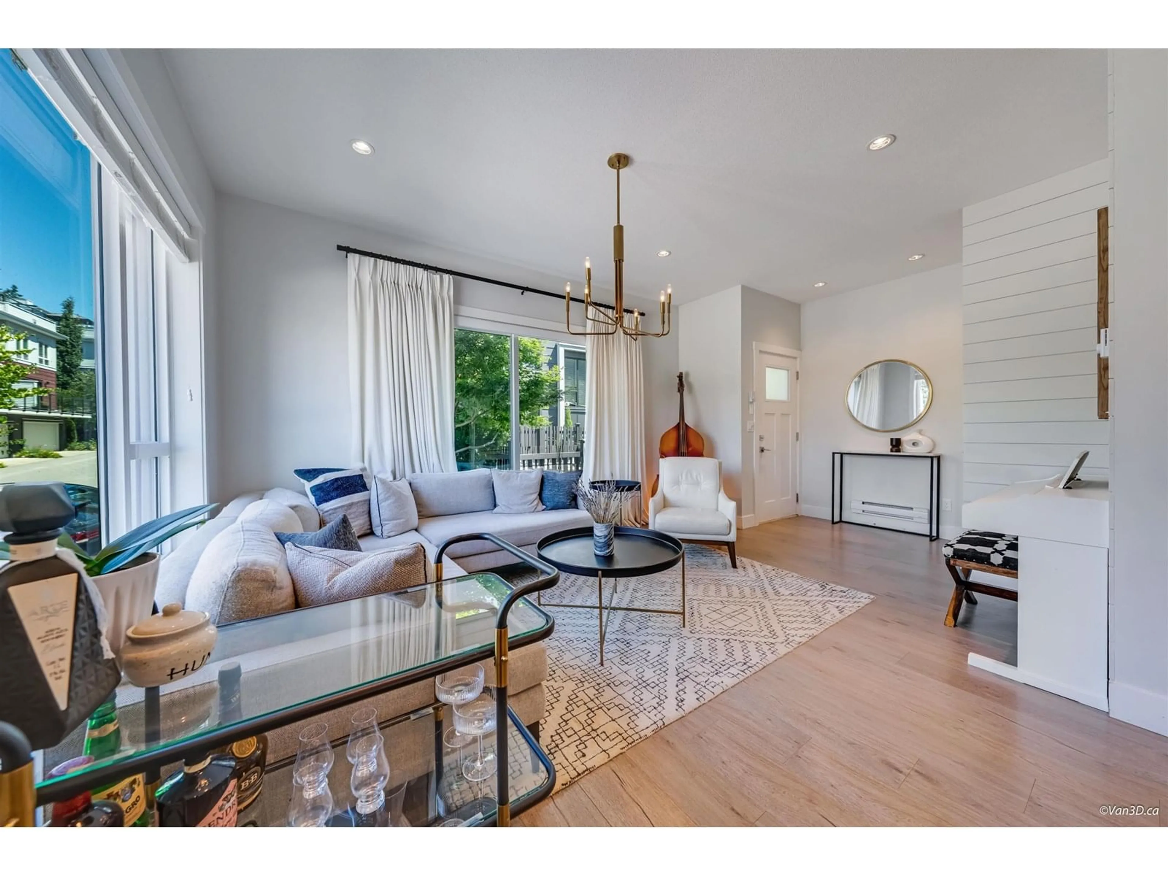 Living room with furniture, unknown for 162 - 2280 163, Surrey British Columbia V3Z0S4