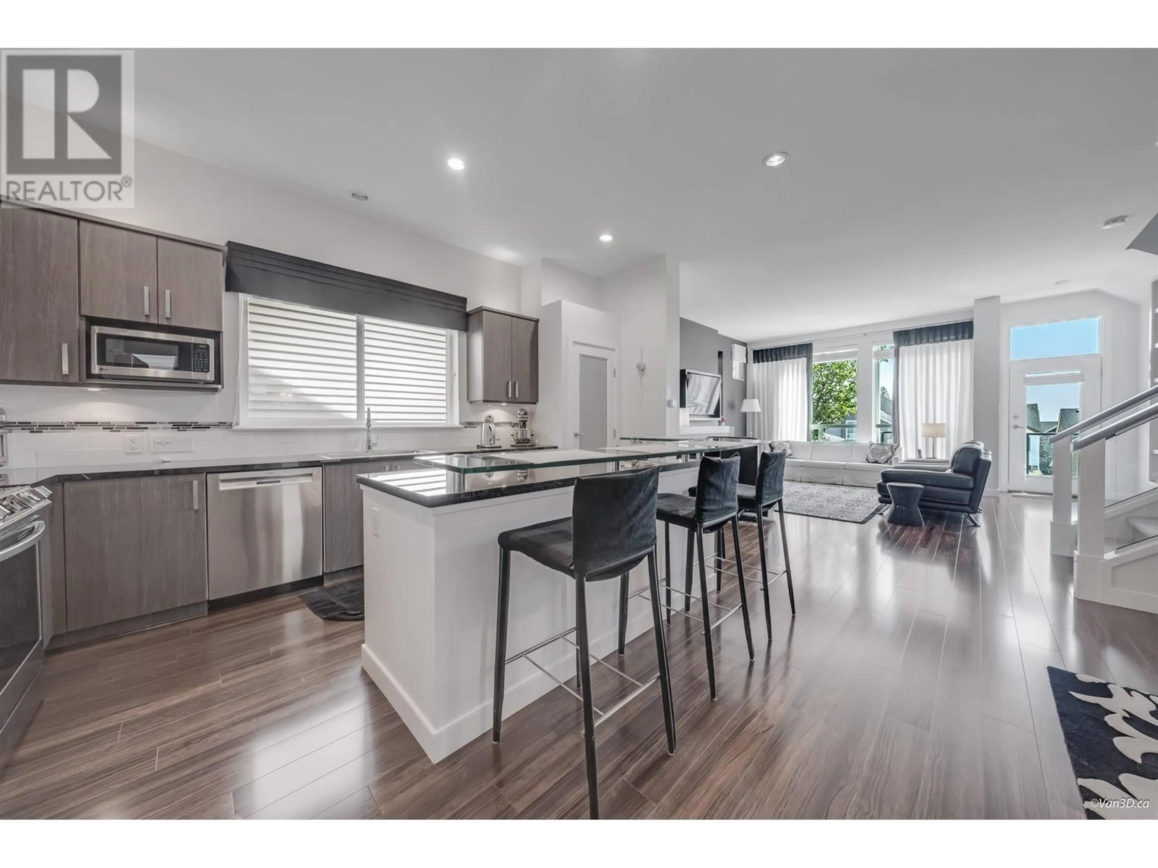 Open concept kitchen, wood/laminate floor for 3370 HIGHLAND DRIVE, Coquitlam British Columbia V3E0B3