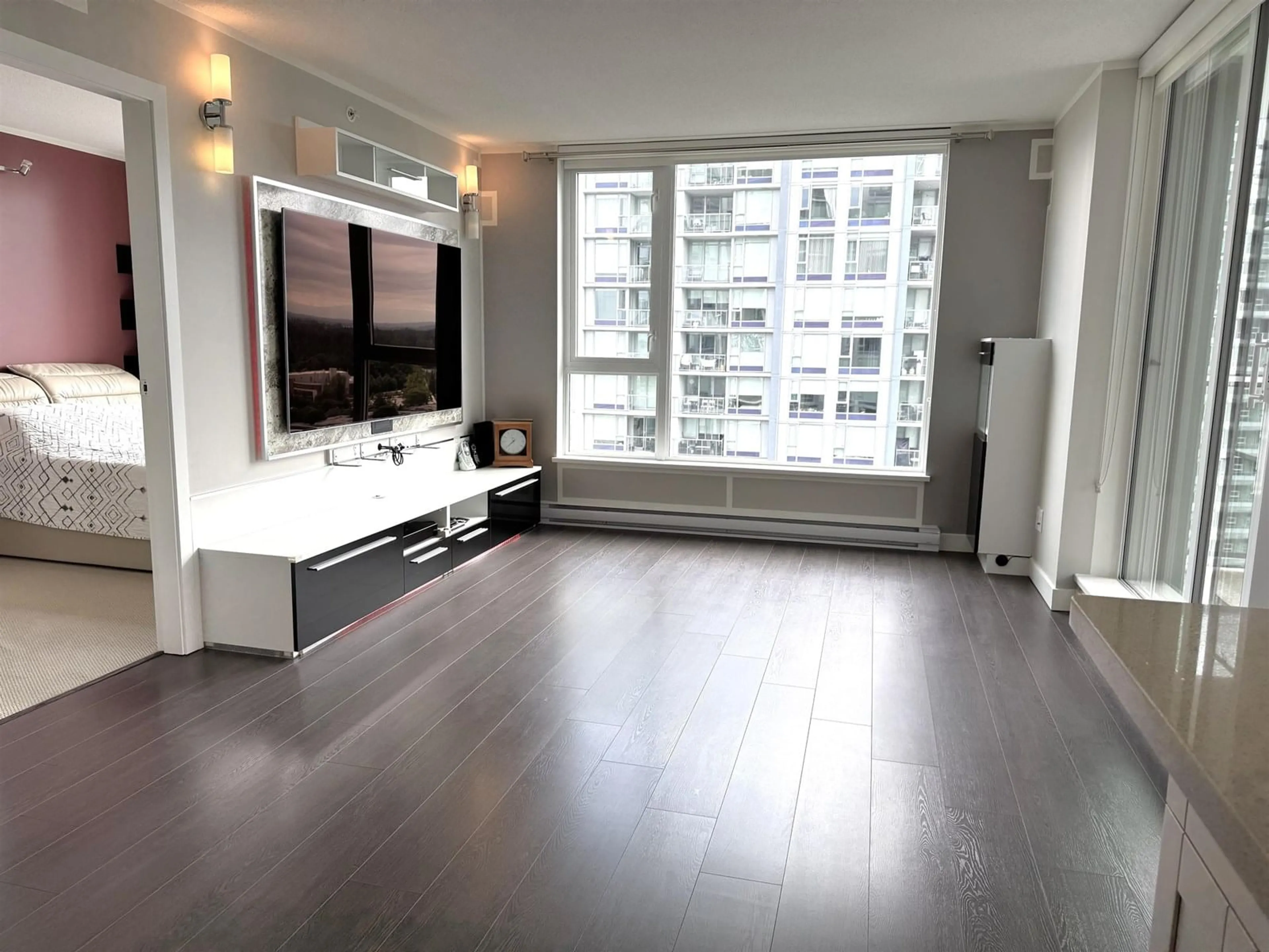 A pic of a room for 3802 - 13696 100, Surrey British Columbia V3T0L5