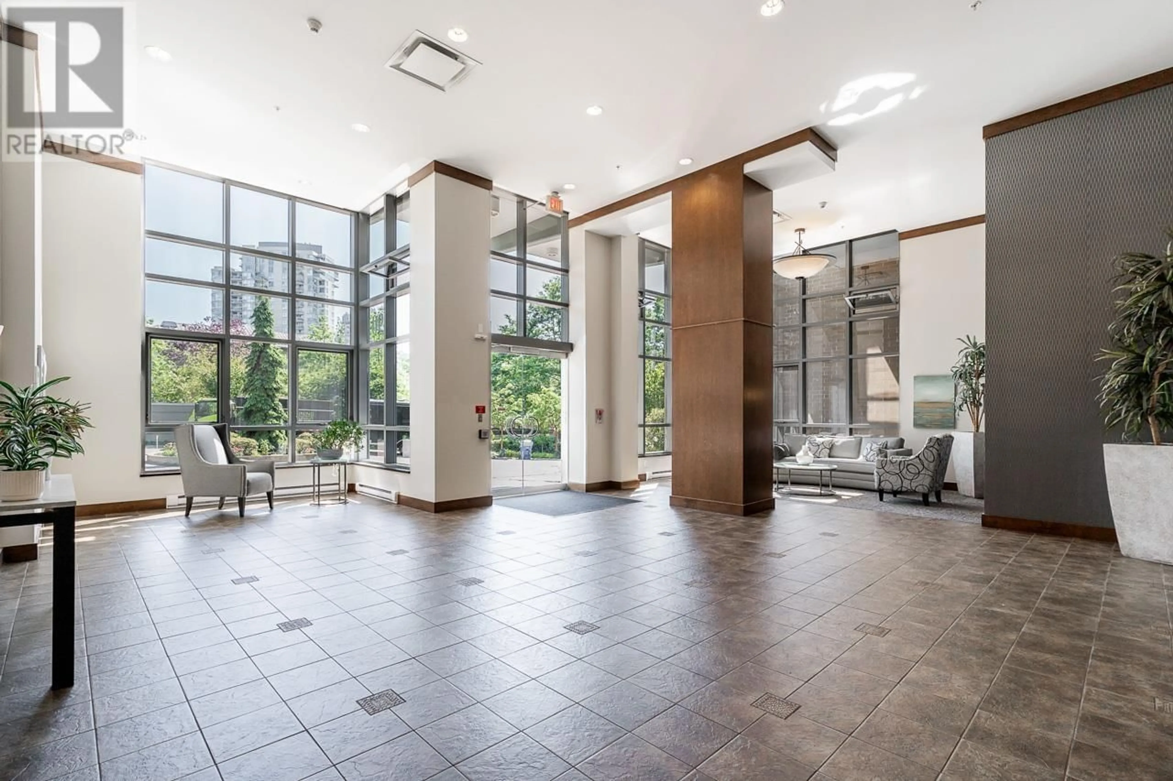 Lobby for 2202 - 290 NEWPORT DRIVE, Port Moody British Columbia V3H5N2