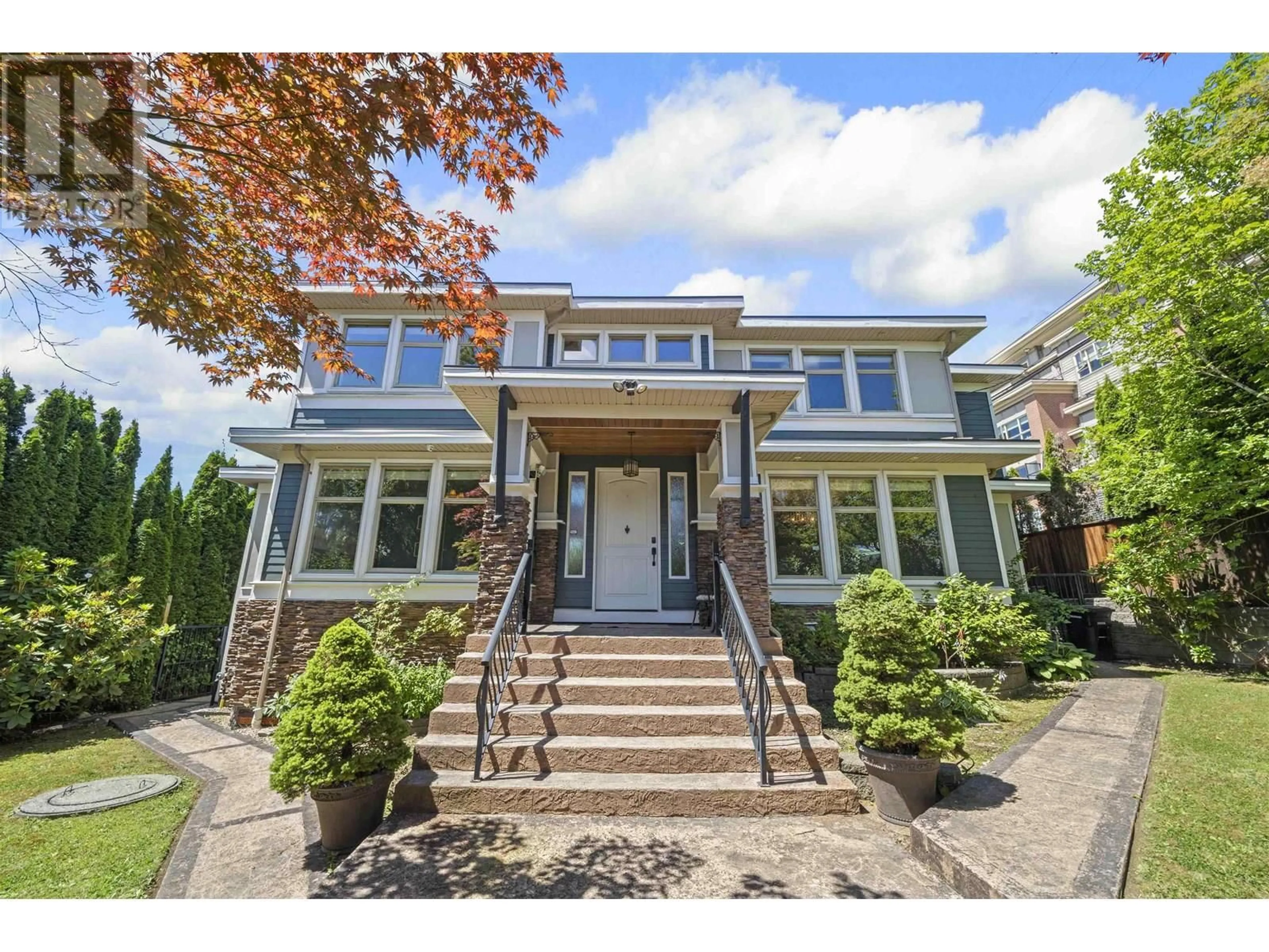 Home with brick exterior material, street for 481 HOLDOM AVENUE, Burnaby British Columbia V5B3V3