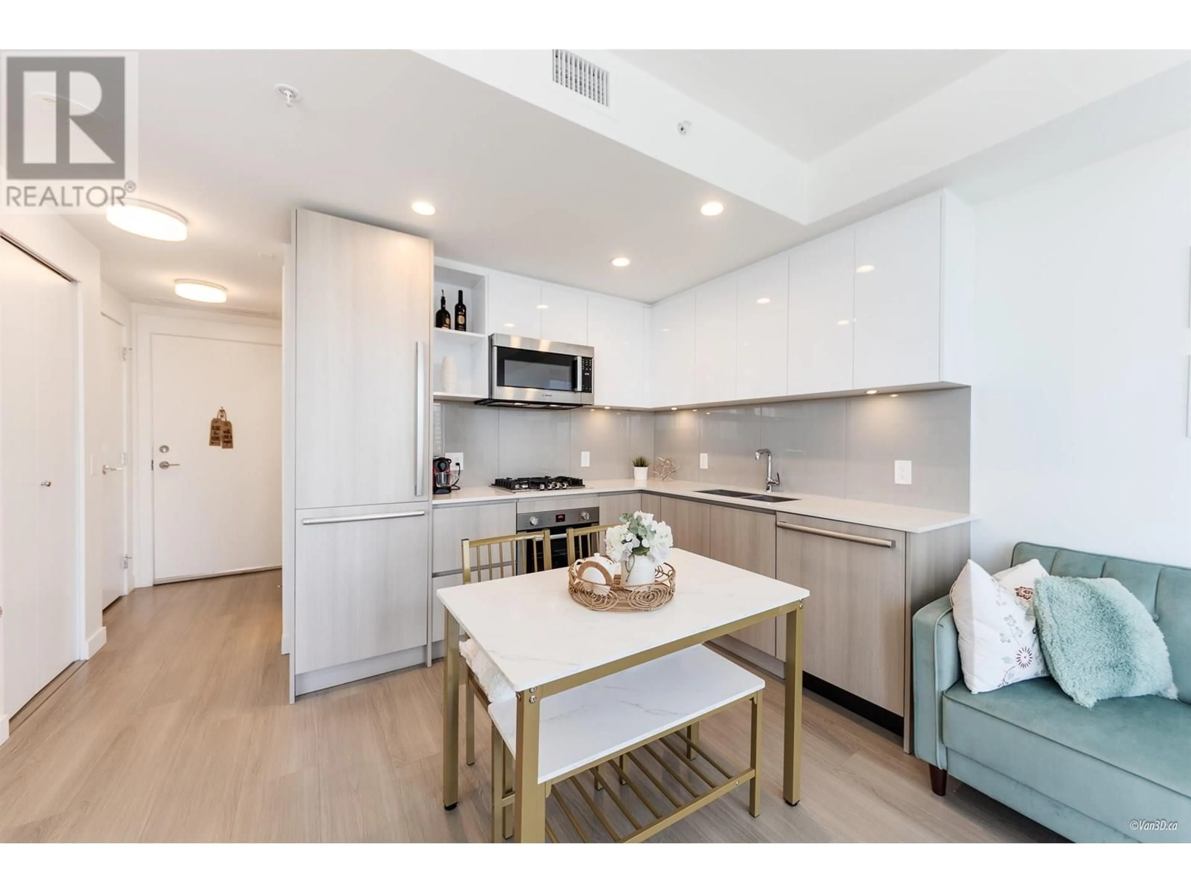 Open concept kitchen, unknown for 807 - 618 CARNARVON STREET, New Westminster British Columbia V3M0N9