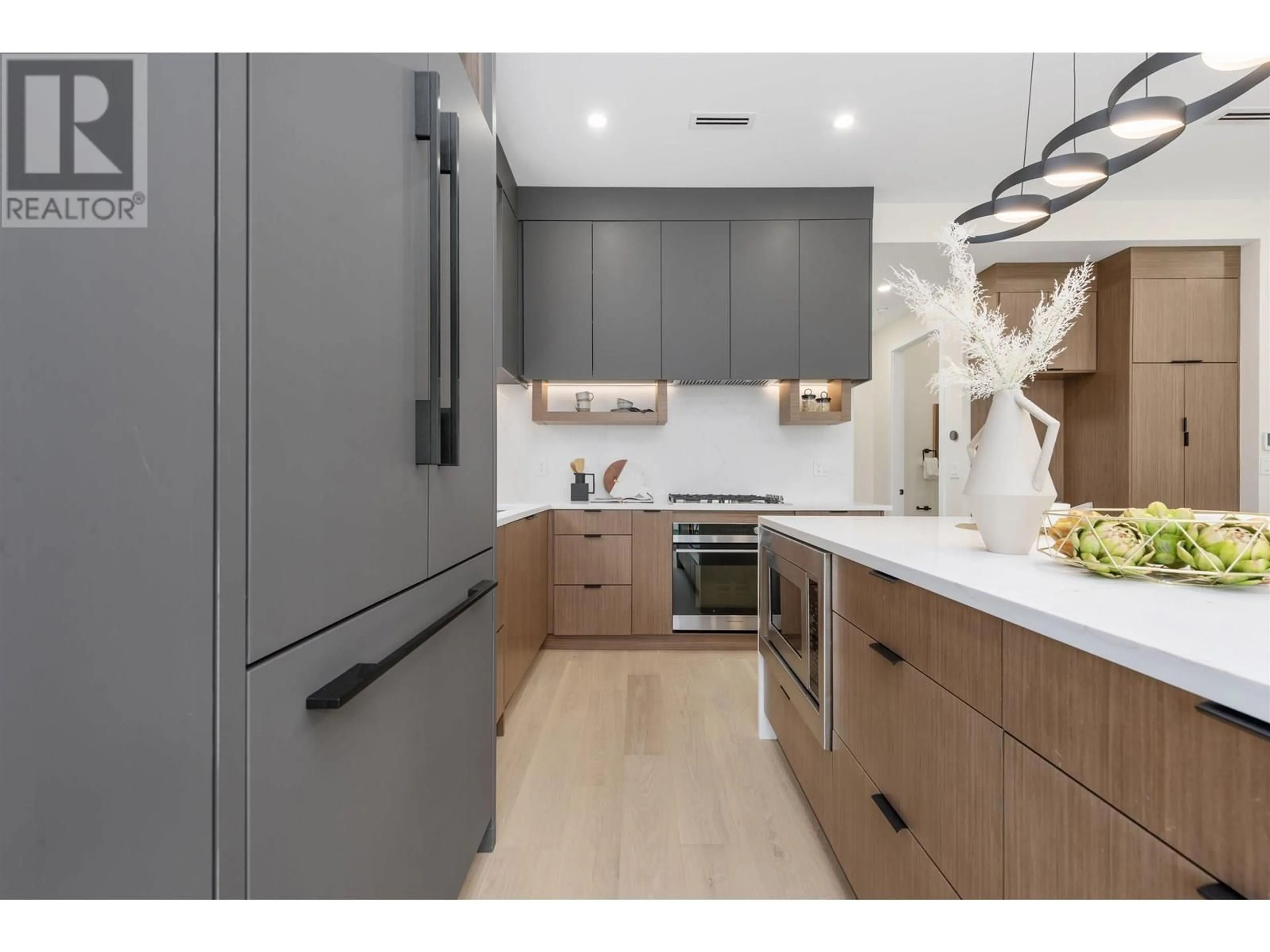 Contemporary kitchen, unknown for 2 - 4071 LILLOOET STREET, Vancouver British Columbia V5R2G1