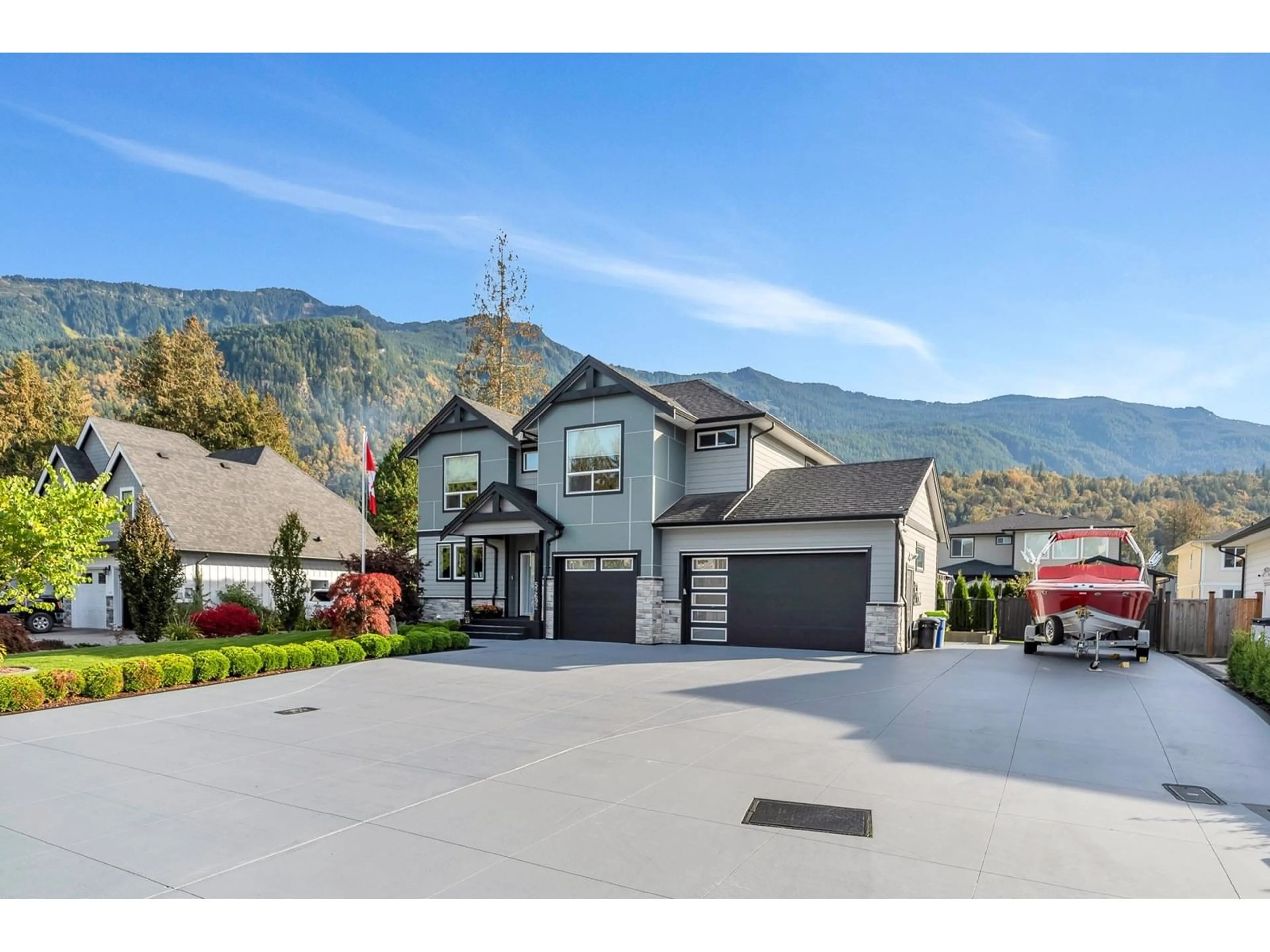 Home with vinyl exterior material, mountain view for 52692 ROSESTONE PLACE, Chilliwack British Columbia V0X1X1