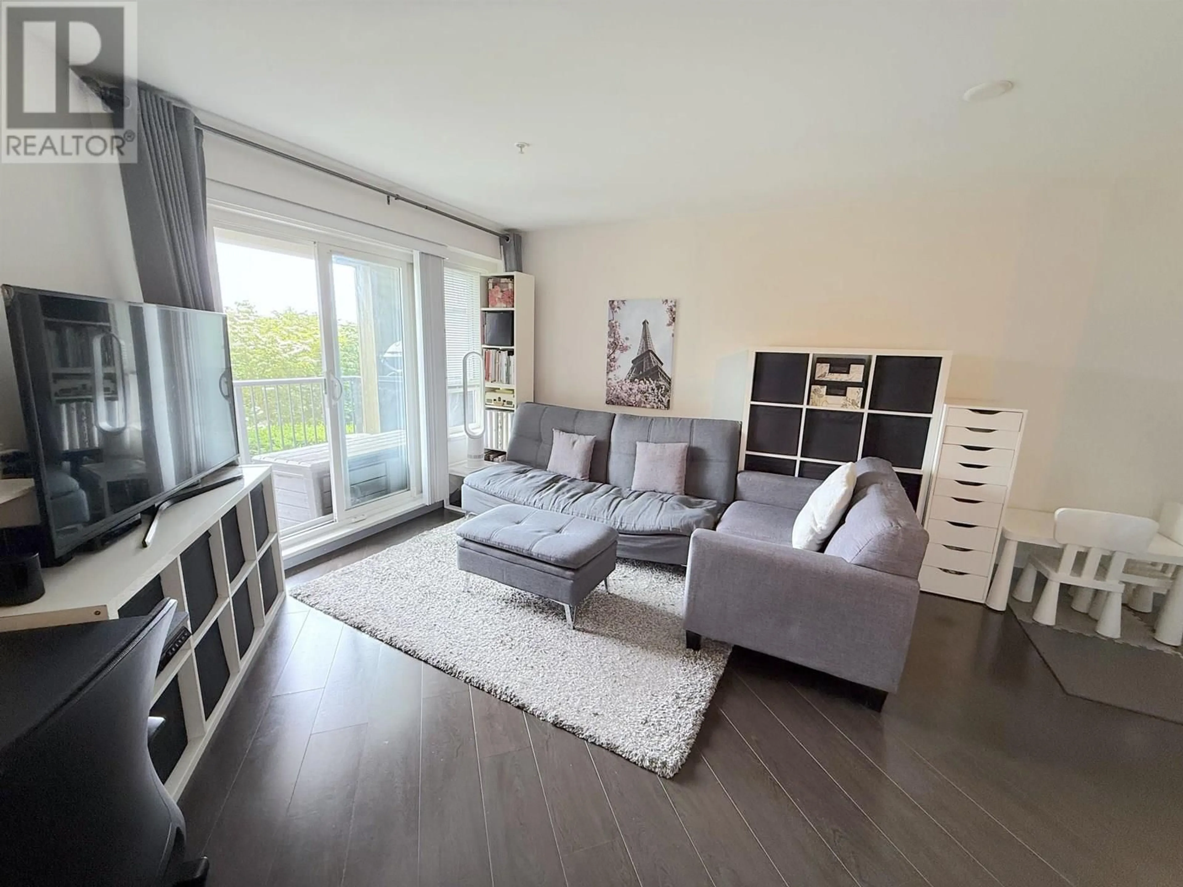 Living room with furniture, unknown for 322 - 12339 STEVESTON HIGHWAY, Richmond British Columbia V6W0B4