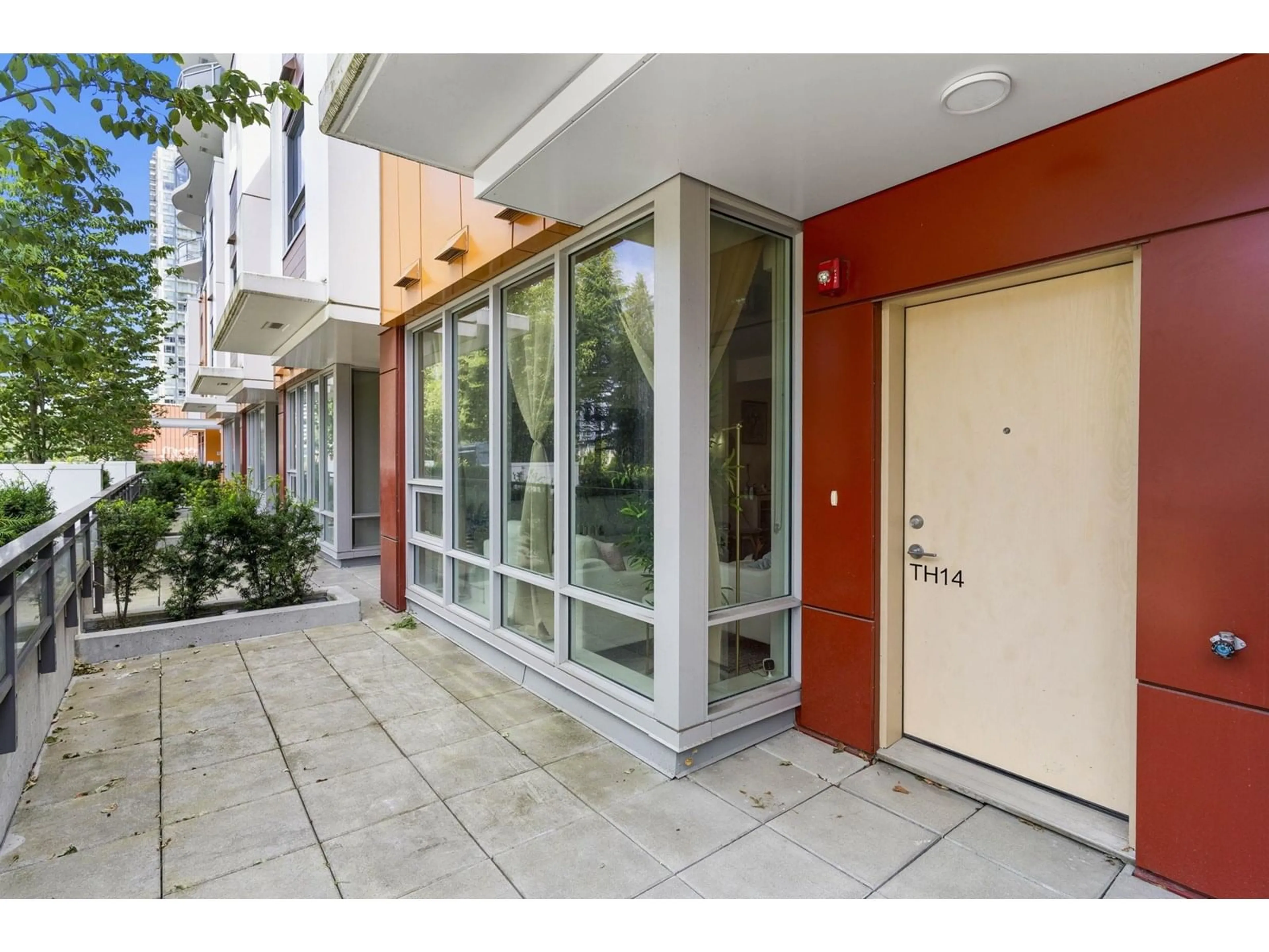Indoor entryway for TH14 - 13318 104, Surrey British Columbia V3T0R2