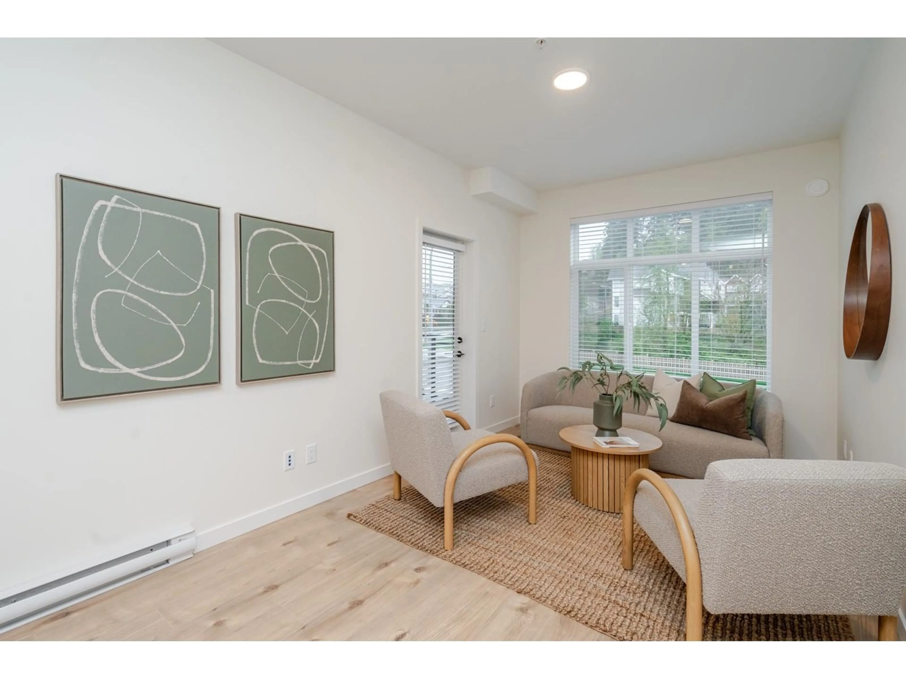 Living room with furniture, unknown for 302 - 33920 BEST, Mission British Columbia V2V7A4