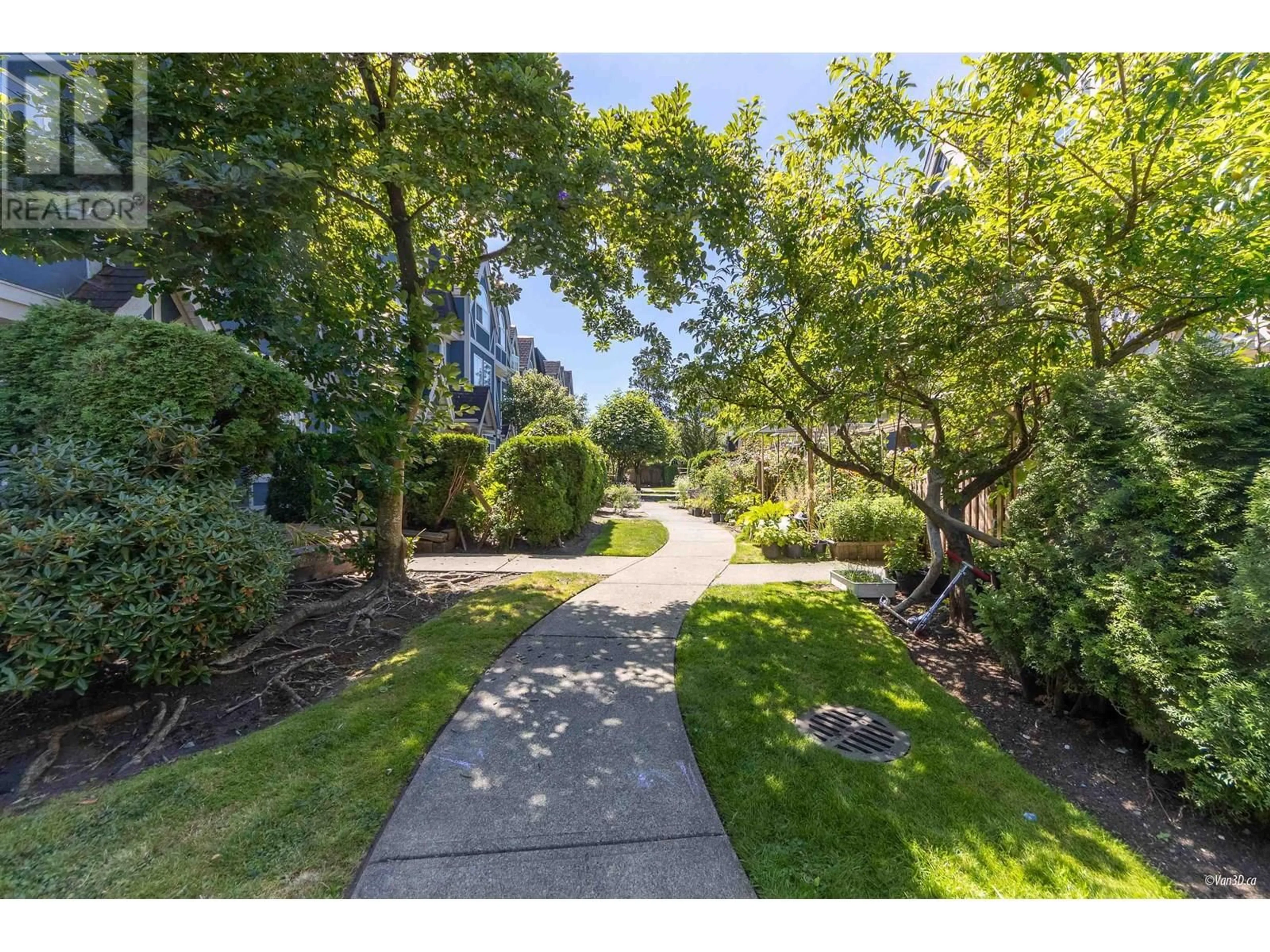 A pic from outside/outdoor area/front of a property/back of a property/a pic from drone, street for 49 - 11571 THORPE ROAD, Richmond British Columbia V6X3Z4