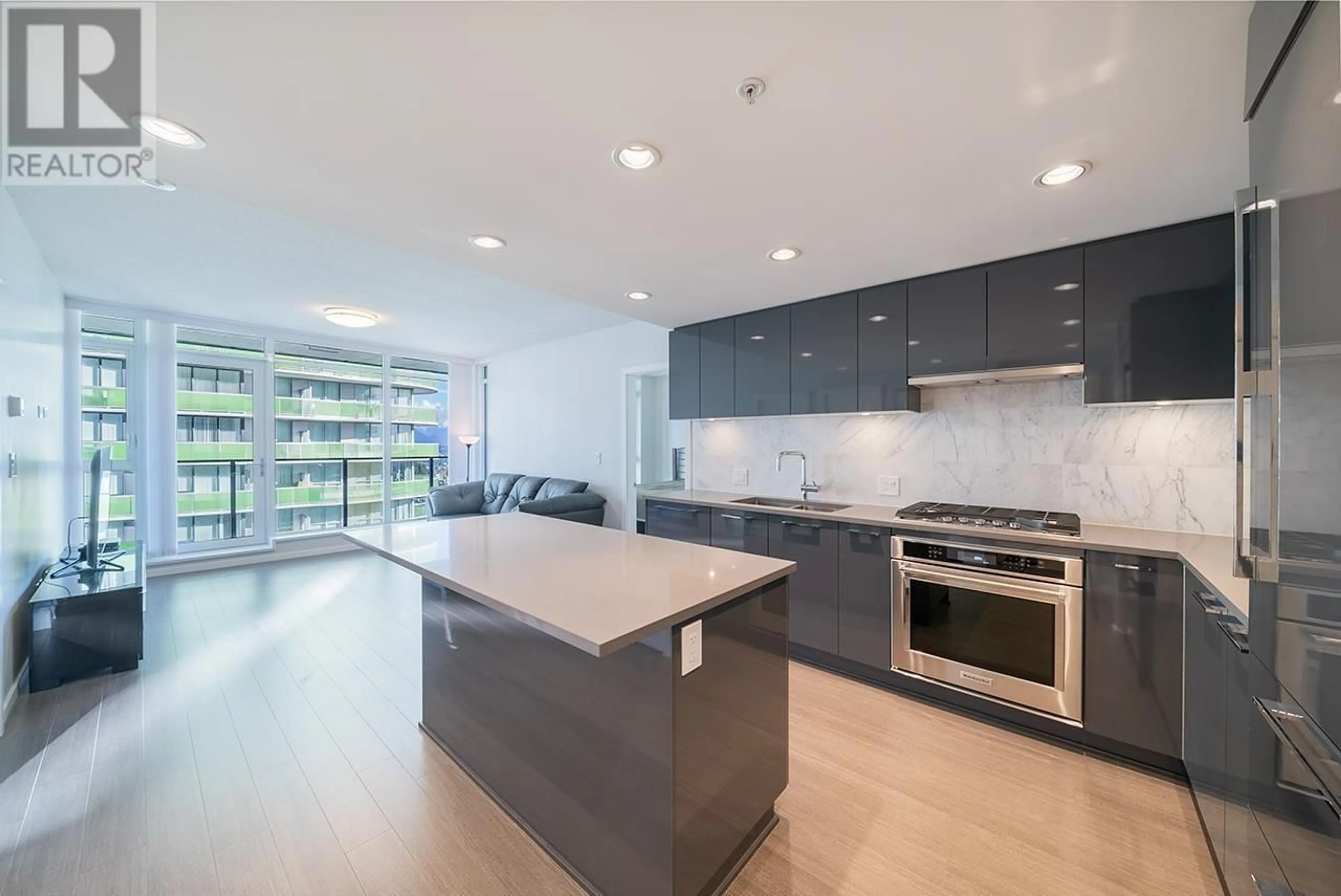 Open concept kitchen, unknown for 1305 - 6700 DUNBLANE AVENUE, Burnaby British Columbia V5H0J3