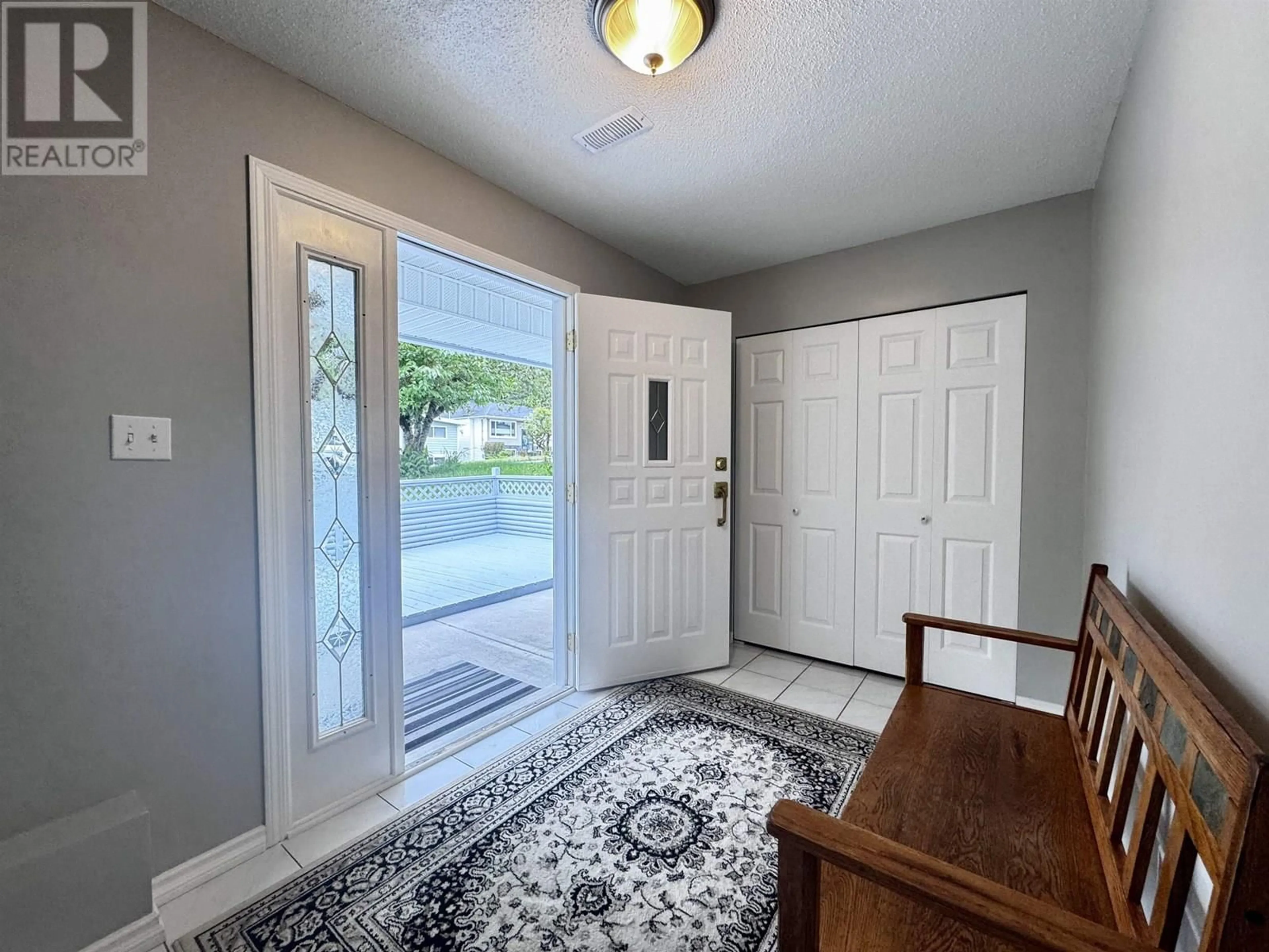 Indoor entryway for 1535 JAMAICA AVENUE, Prince Rupert British Columbia V8J2Y6