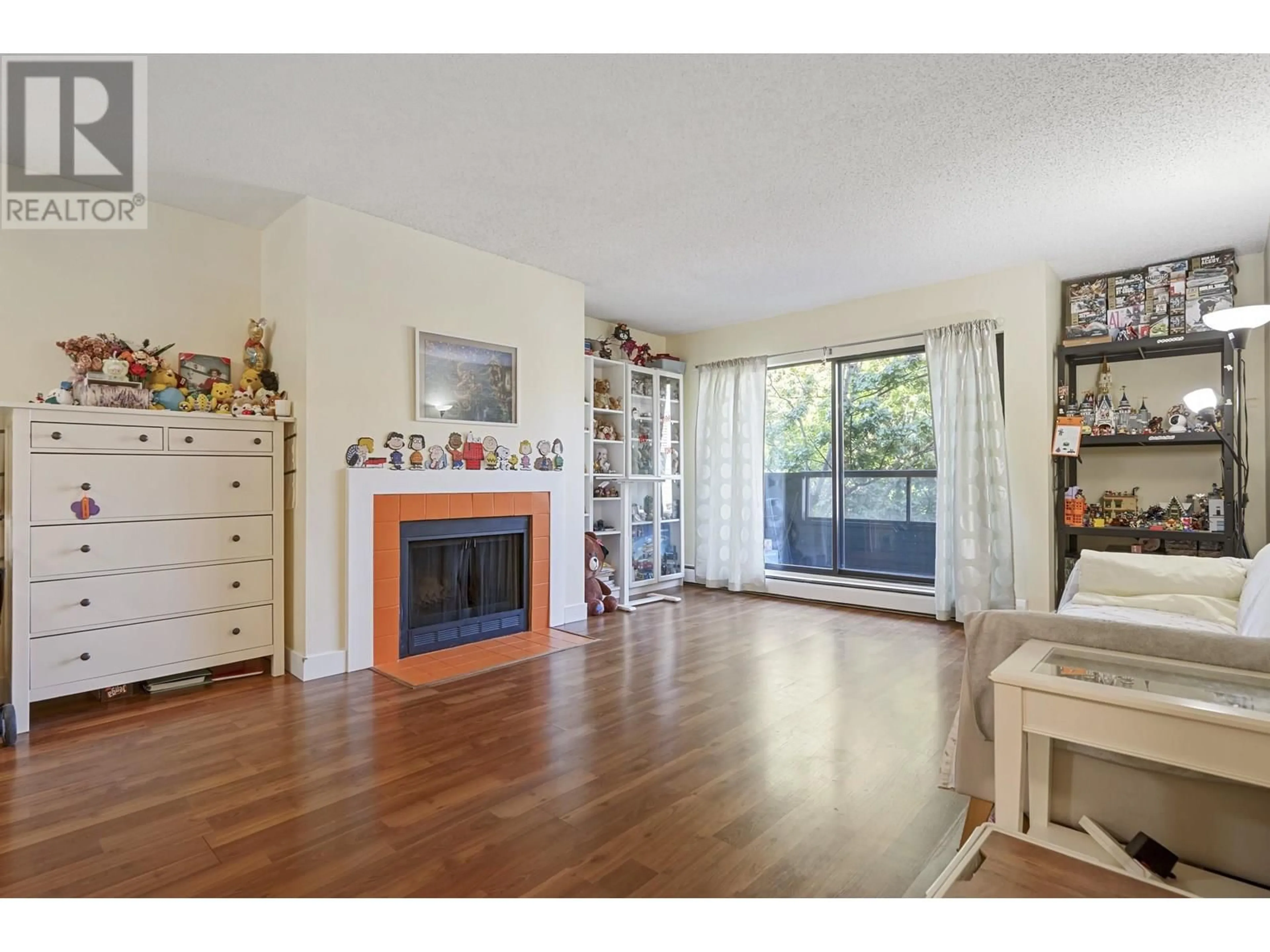 Unknown for 202 - 8600 ACKROYD ROAD, Richmond British Columbia V6X3G1