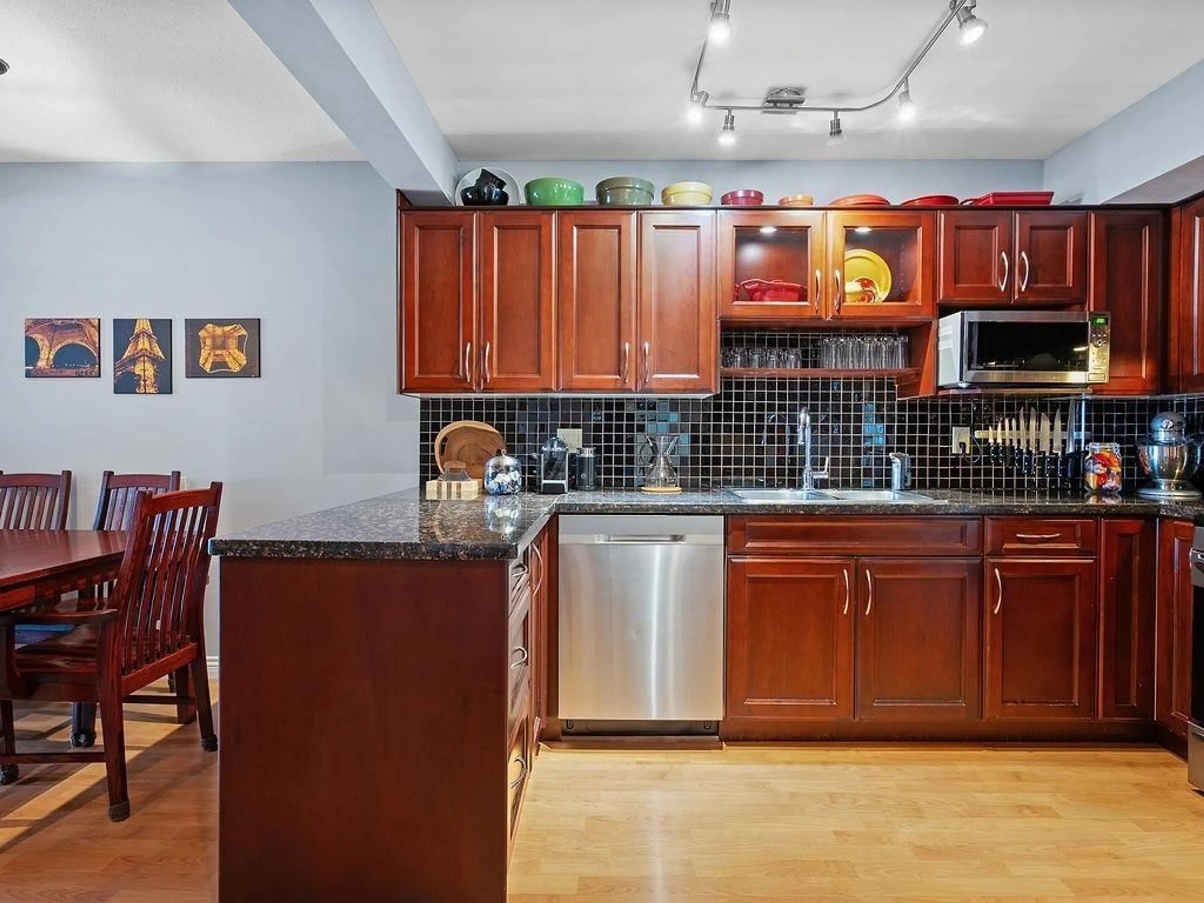 Open concept kitchen, unknown for 99 - 13796 CENTRAL, Surrey British Columbia V3T1R9