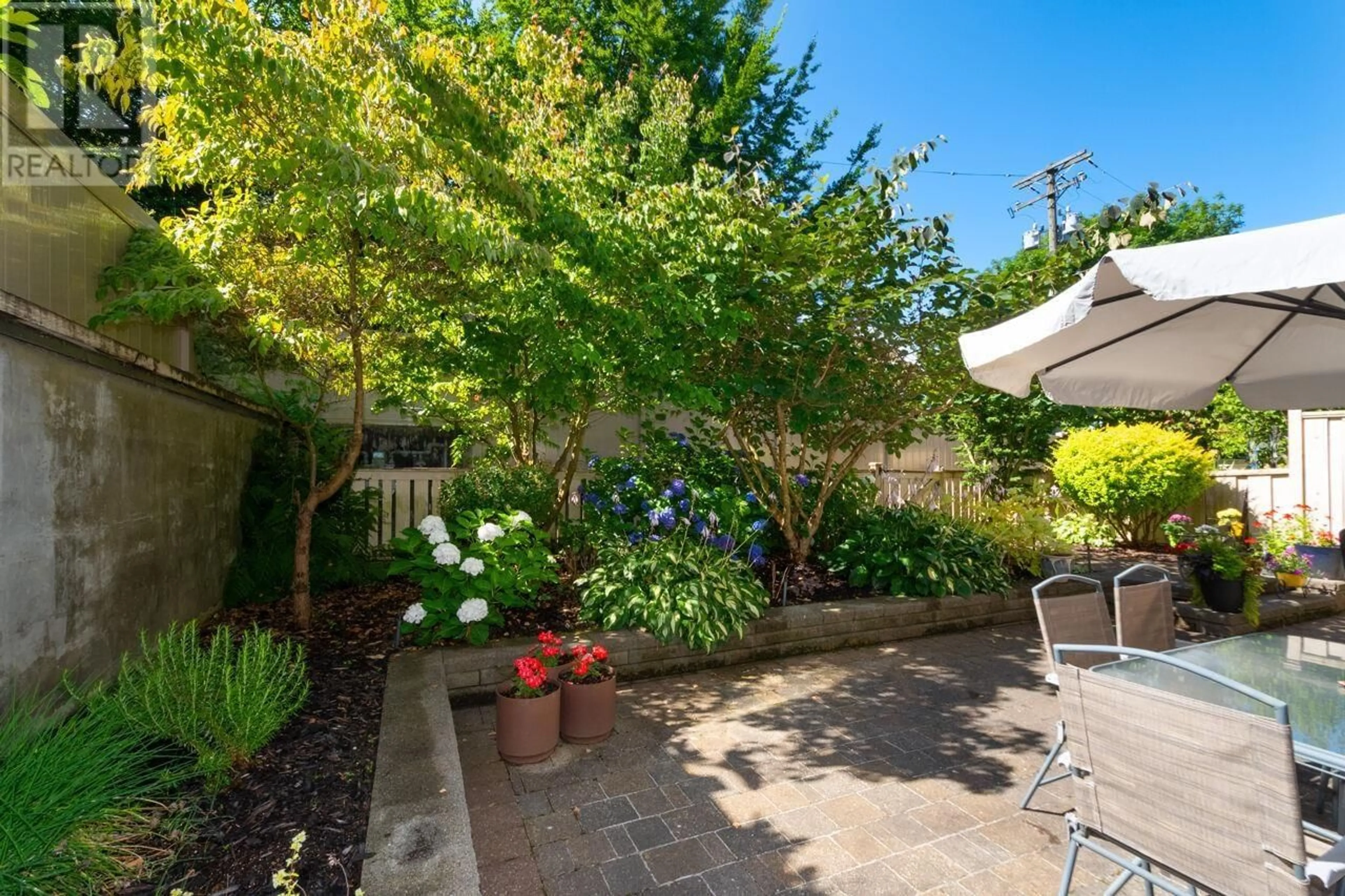 Patio, street for 105 - 2320 TRINITY STREET, Vancouver British Columbia V5L4W7