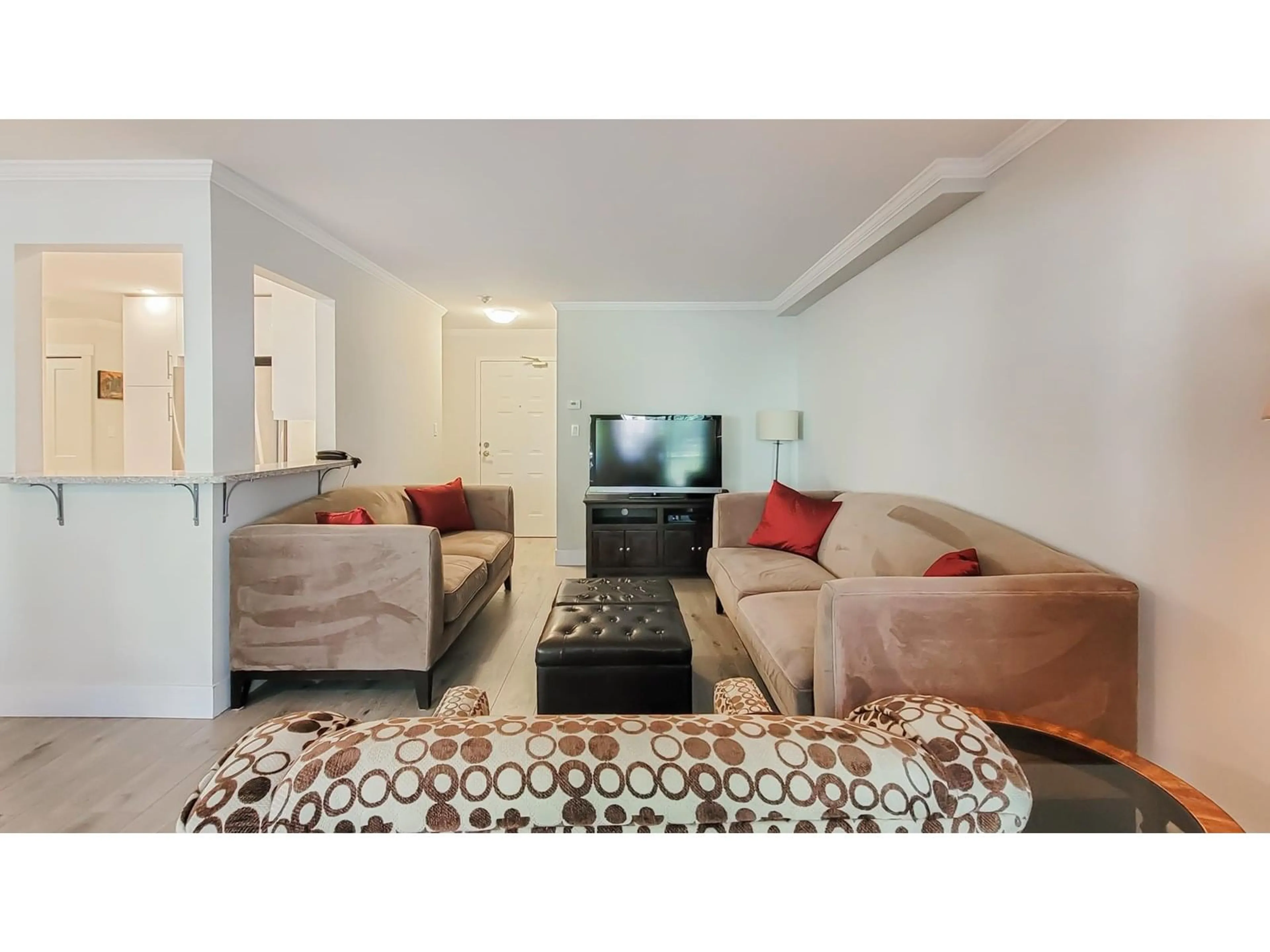 Living room with furniture, unknown for 106 - 32145 OLD YALE, Abbotsford British Columbia V2T2C8