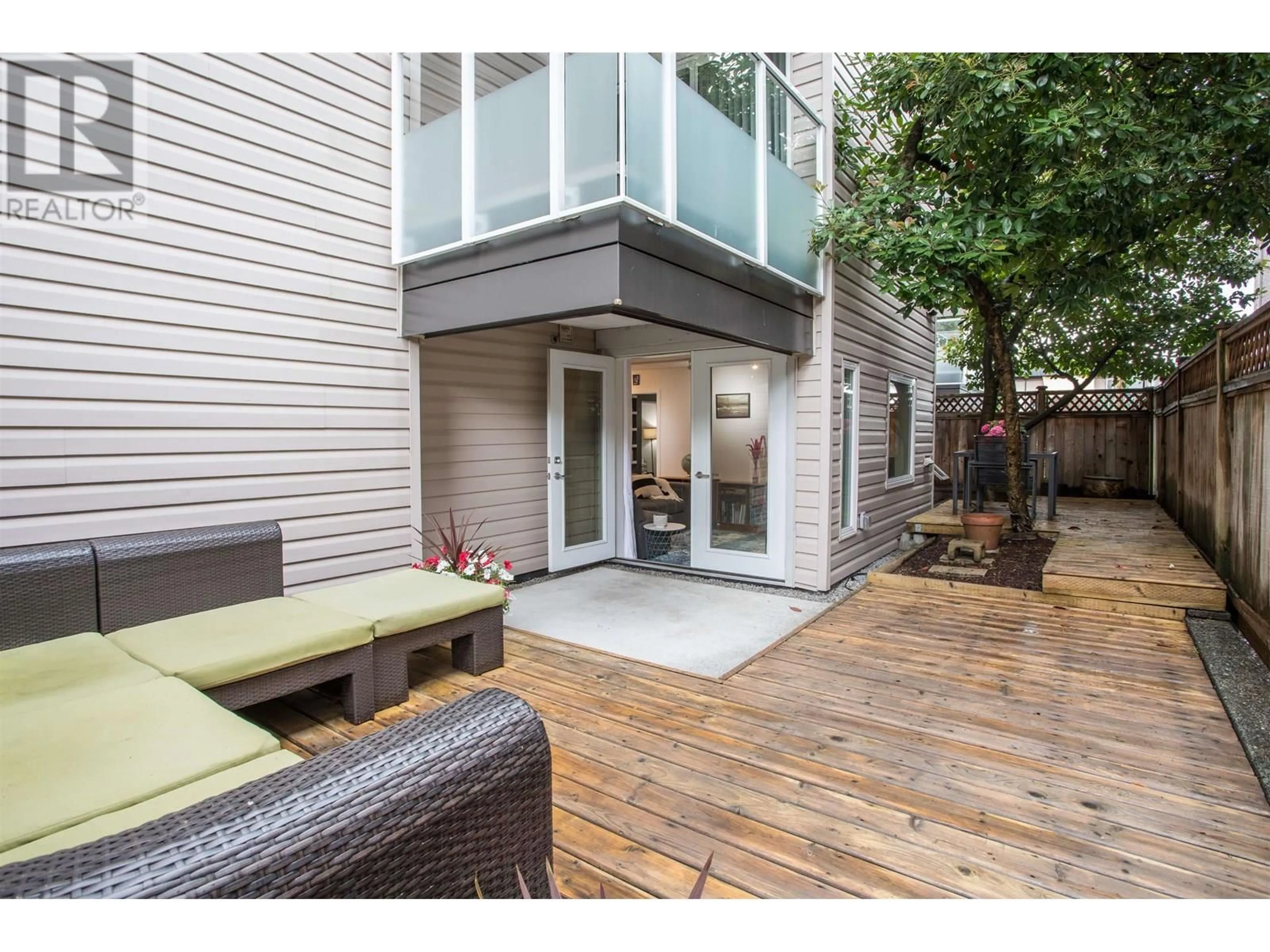 Patio, street for 104 - 825 7TH AVENUE, Vancouver British Columbia V5T1P4