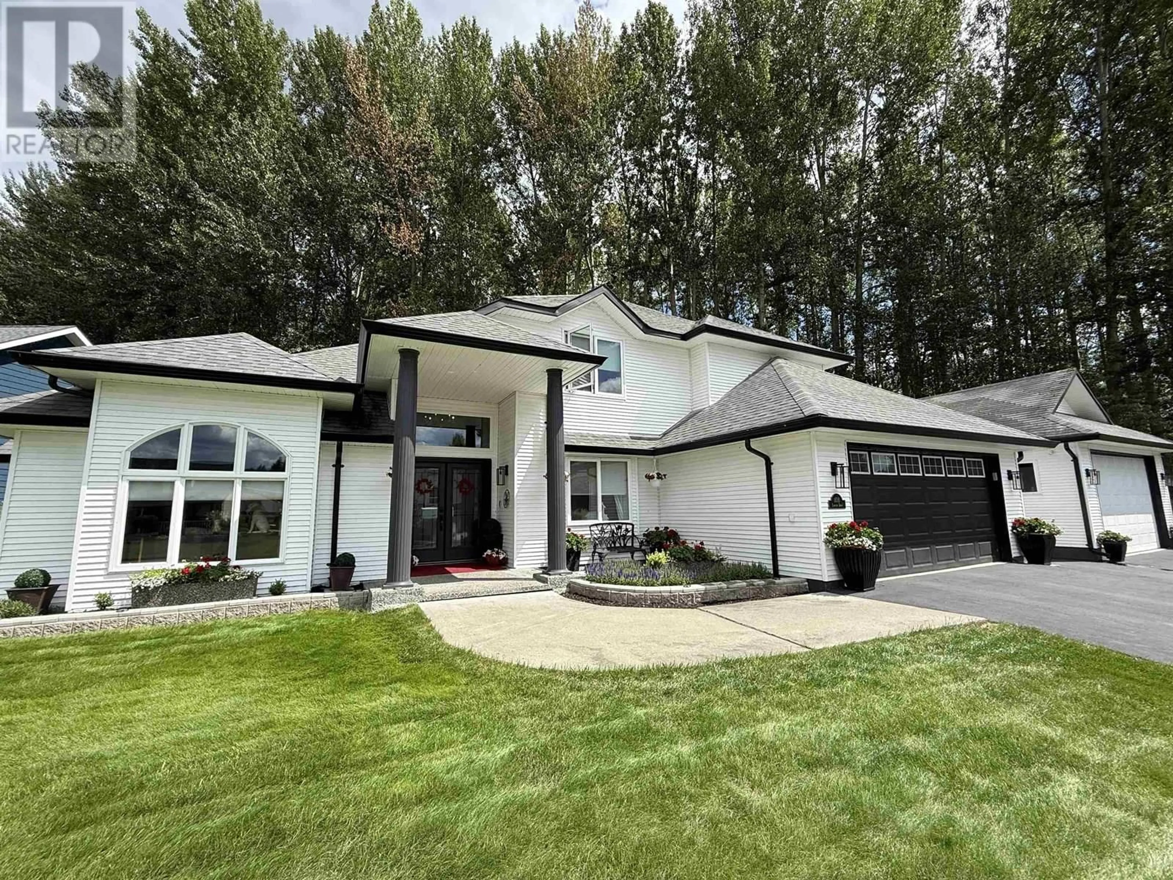 Home with vinyl exterior material, mountain view for 108 LAWLOR DRIVE, Quesnel British Columbia V2J5X5