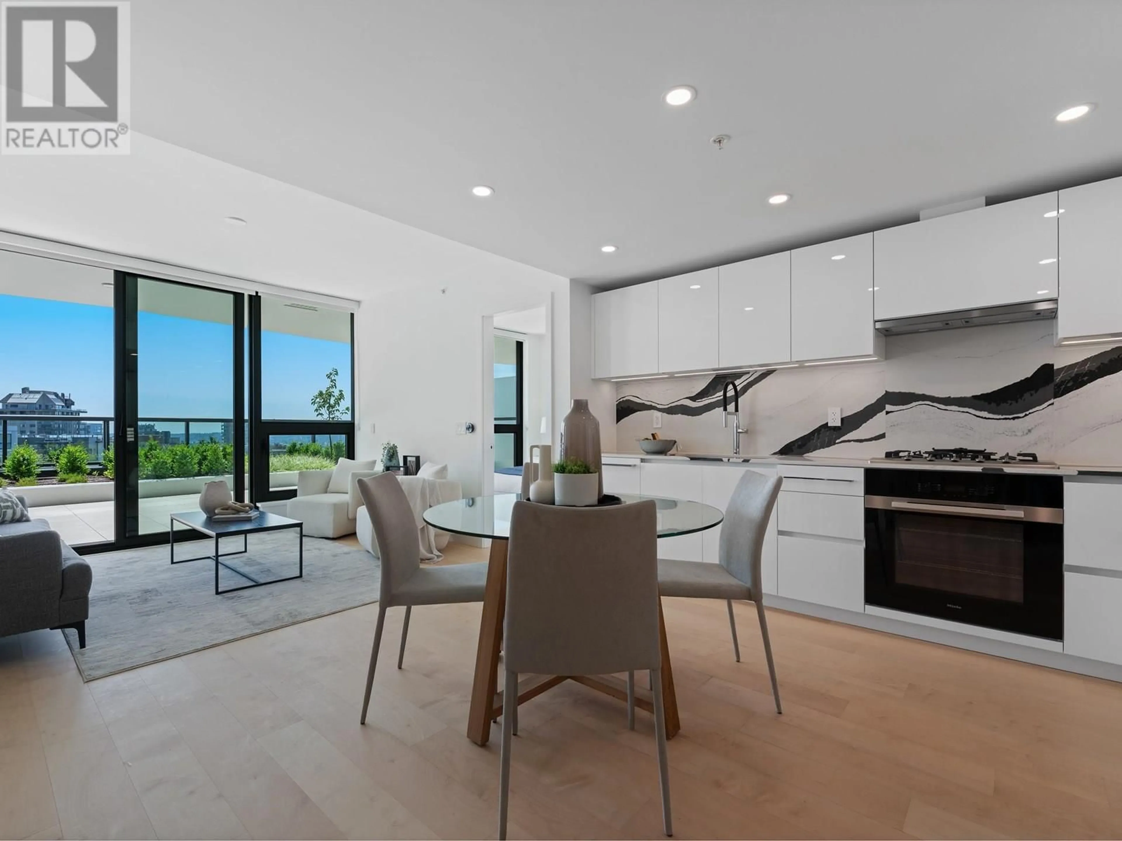 Open concept kitchen, unknown for 407 - 135 13 STREET, North Vancouver British Columbia V7L0E5