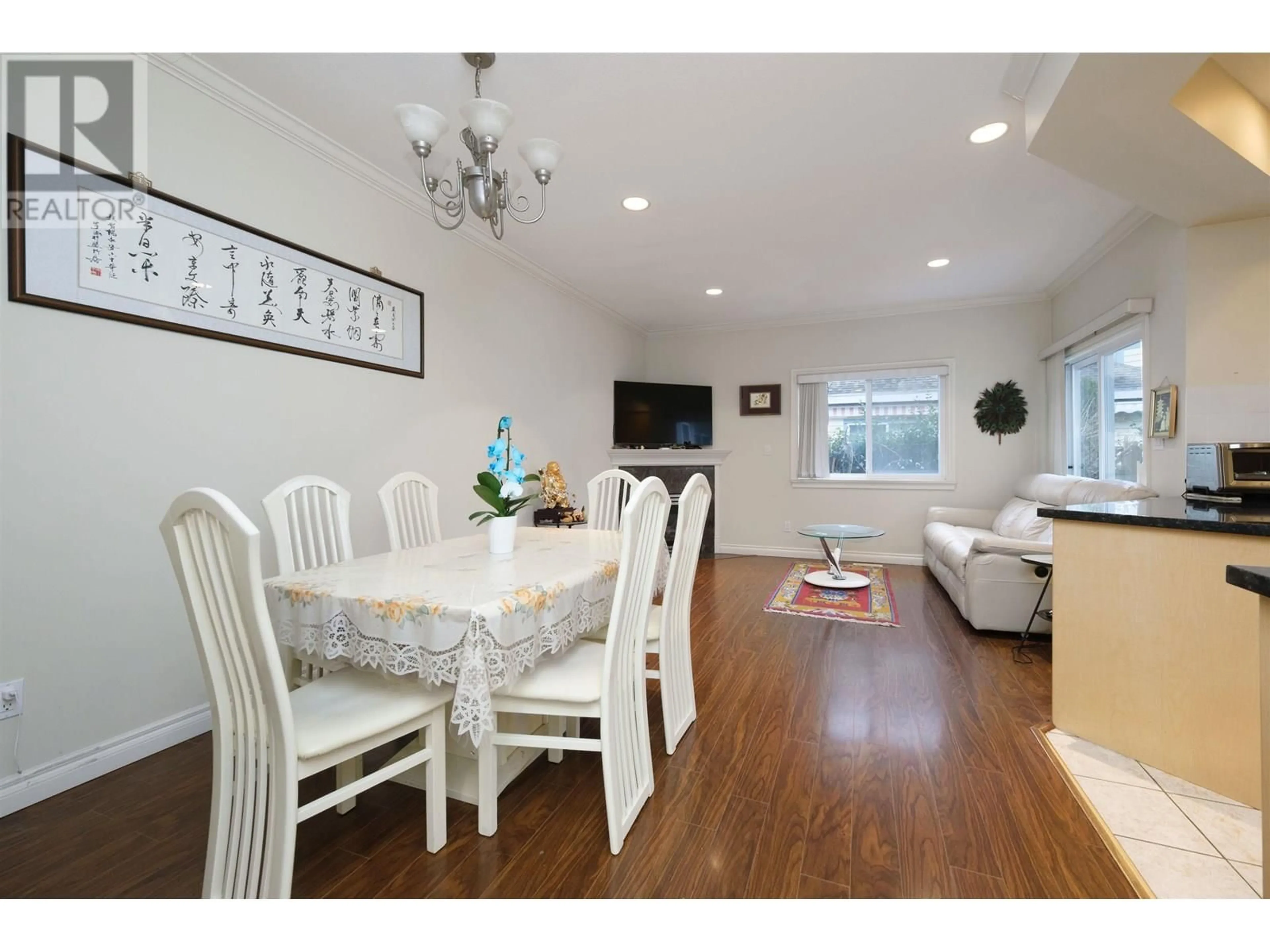 Dining room, wood/laminate floor for 3 - 7320 ST ALBANS ROAD, Richmond British Columbia V6Y2K3