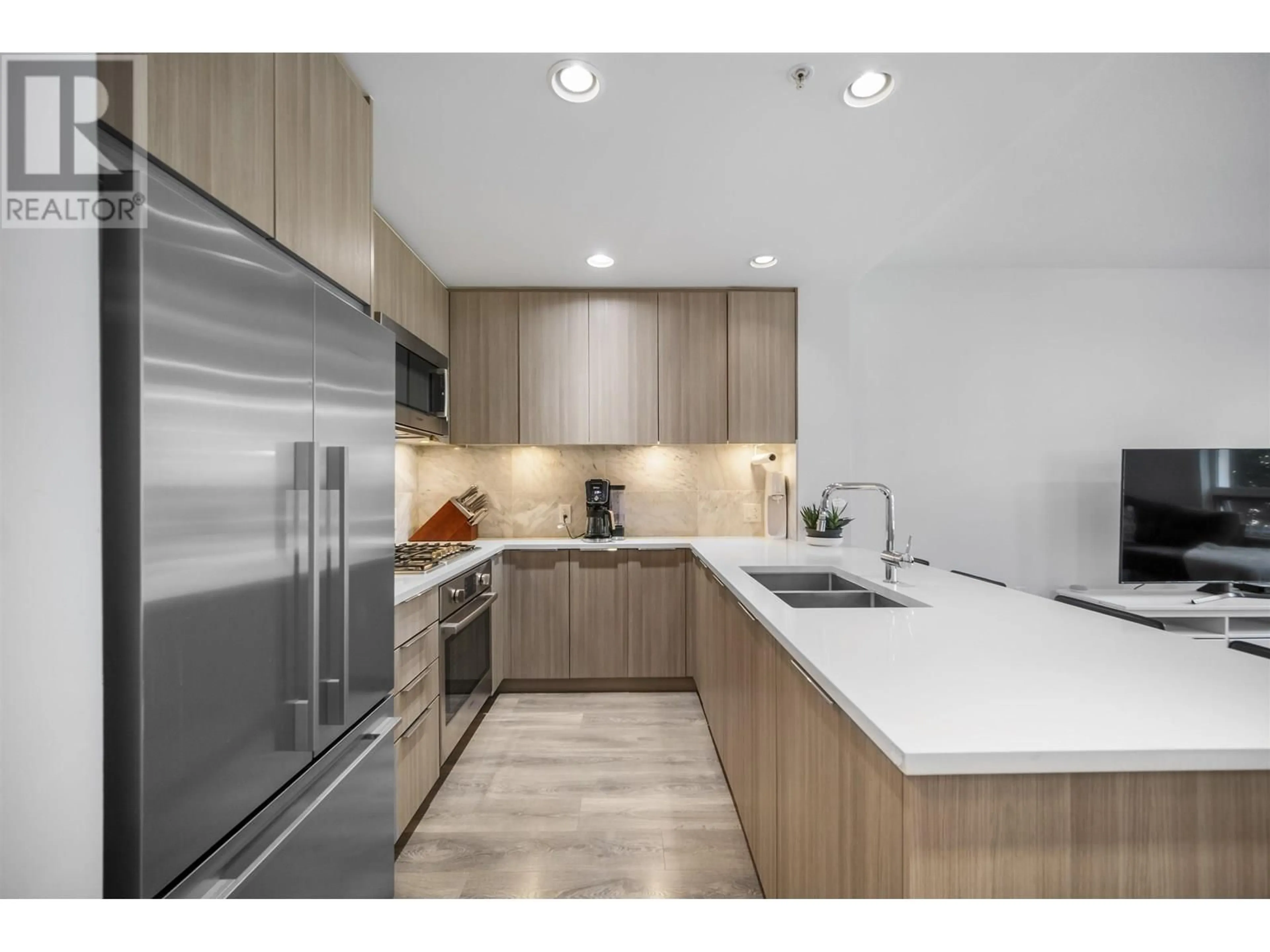 Standard kitchen, unknown for 214 - 3289 RIVERWALK AVENUE, Vancouver British Columbia V5S0G2