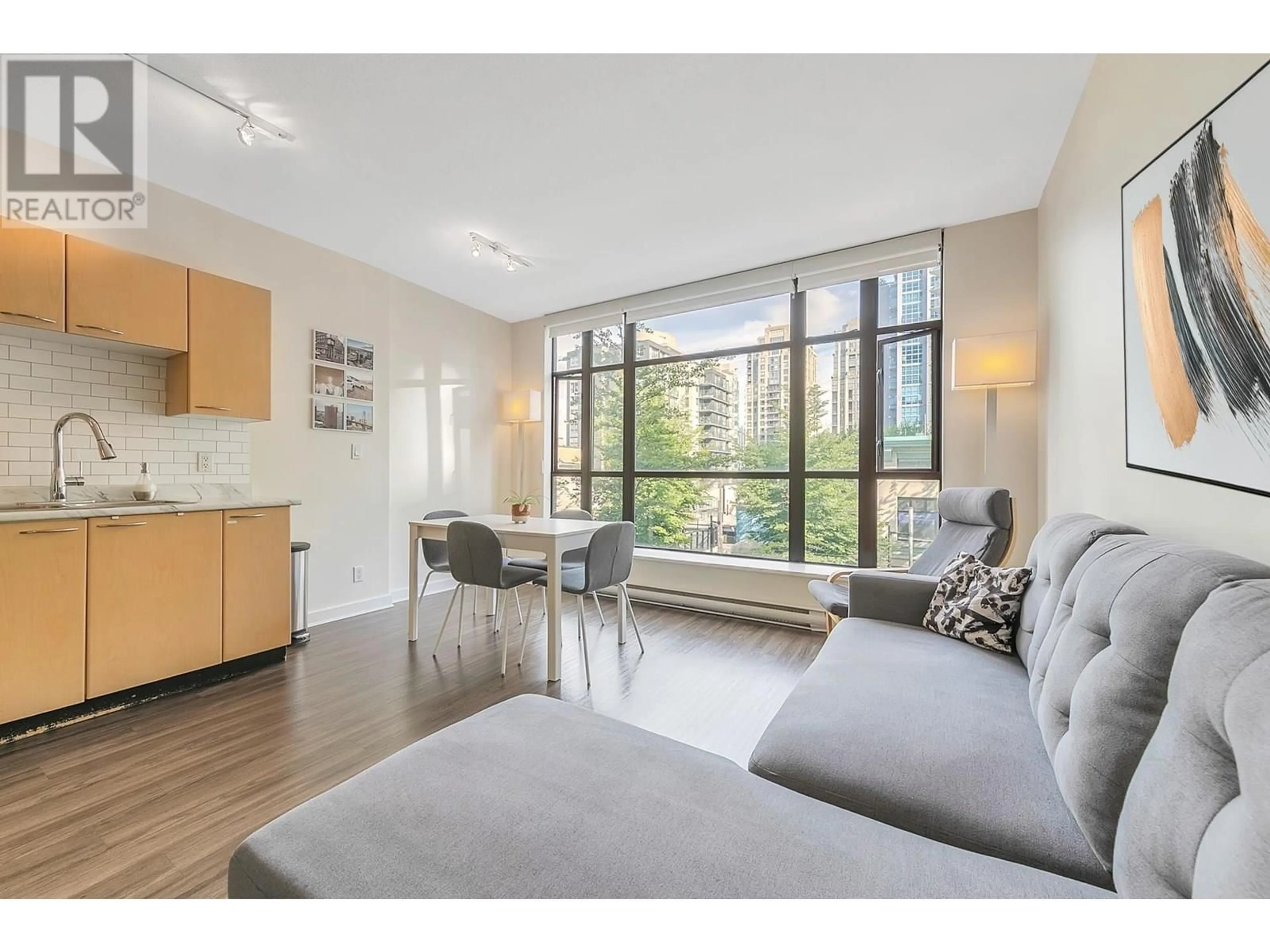 Living room with furniture, unknown for 307 - 1249 GRANVILLE STREET, Vancouver British Columbia V6Z1M5