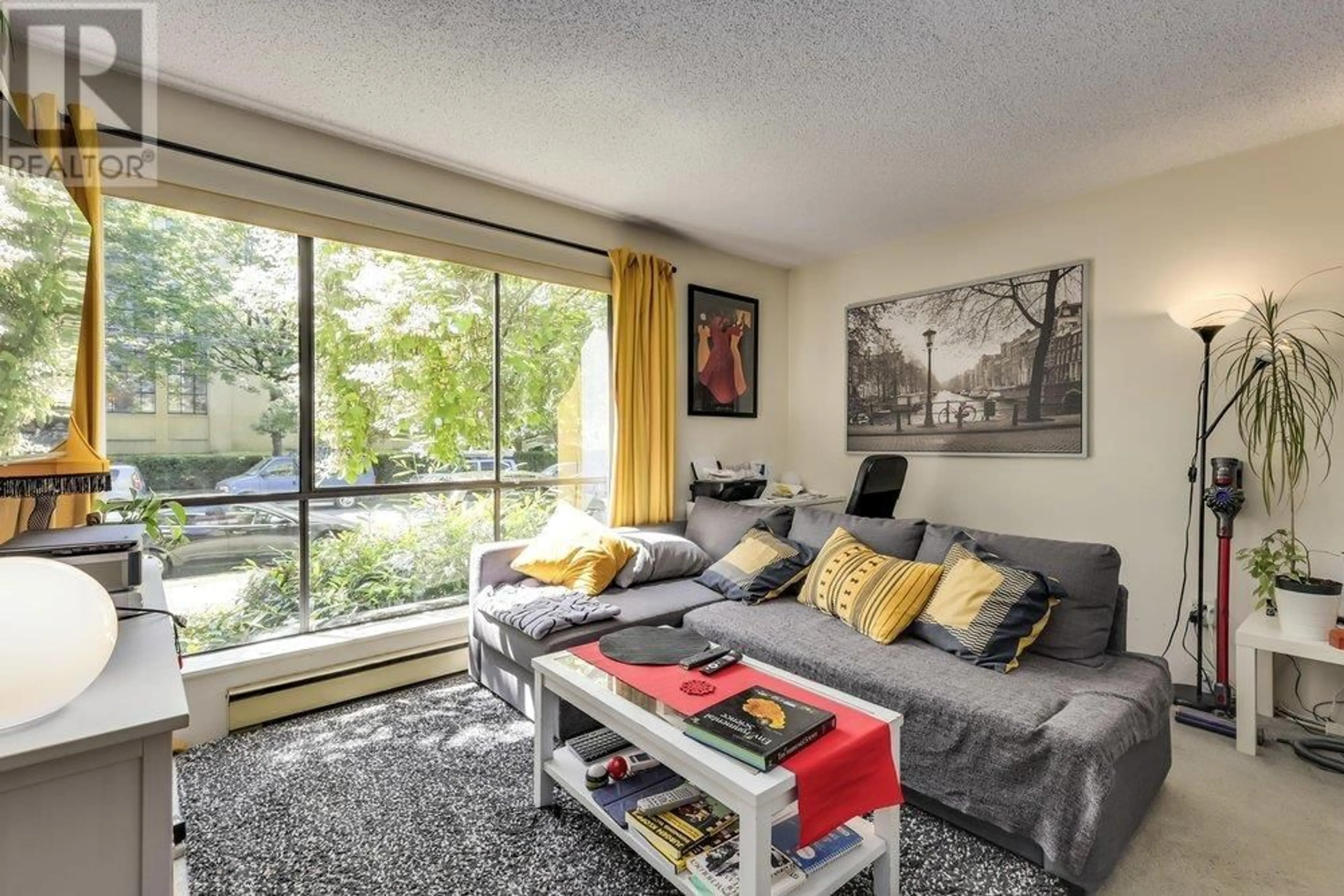 Living room with furniture, unknown for 209 - 2920 ASH STREET, Vancouver British Columbia V5Z4A6