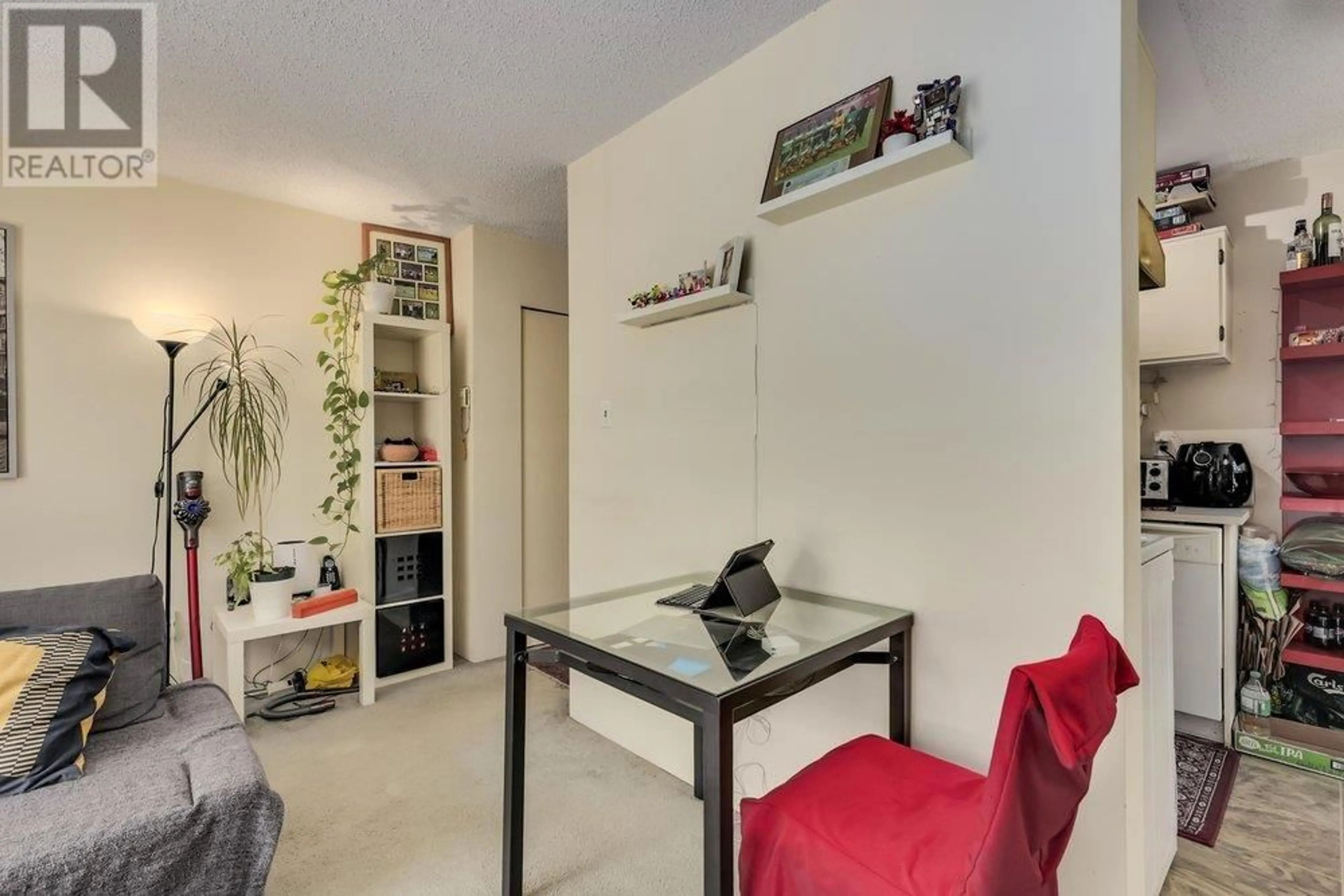A pic of a room for 209 - 2920 ASH STREET, Vancouver British Columbia V5Z4A6