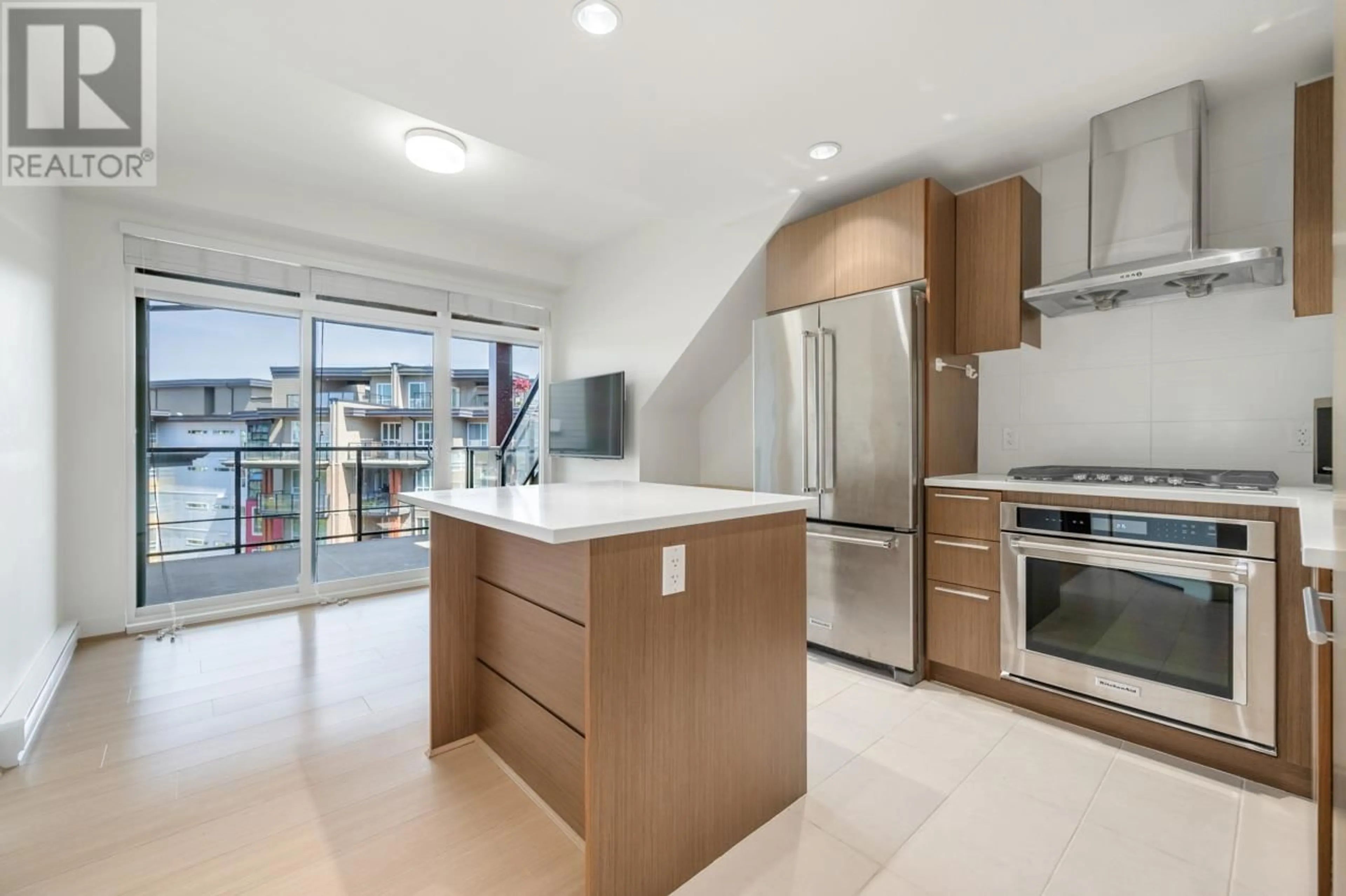 Open concept kitchen, unknown for PH7 - 3462 ROSS DRIVE, Vancouver British Columbia V6S0H6