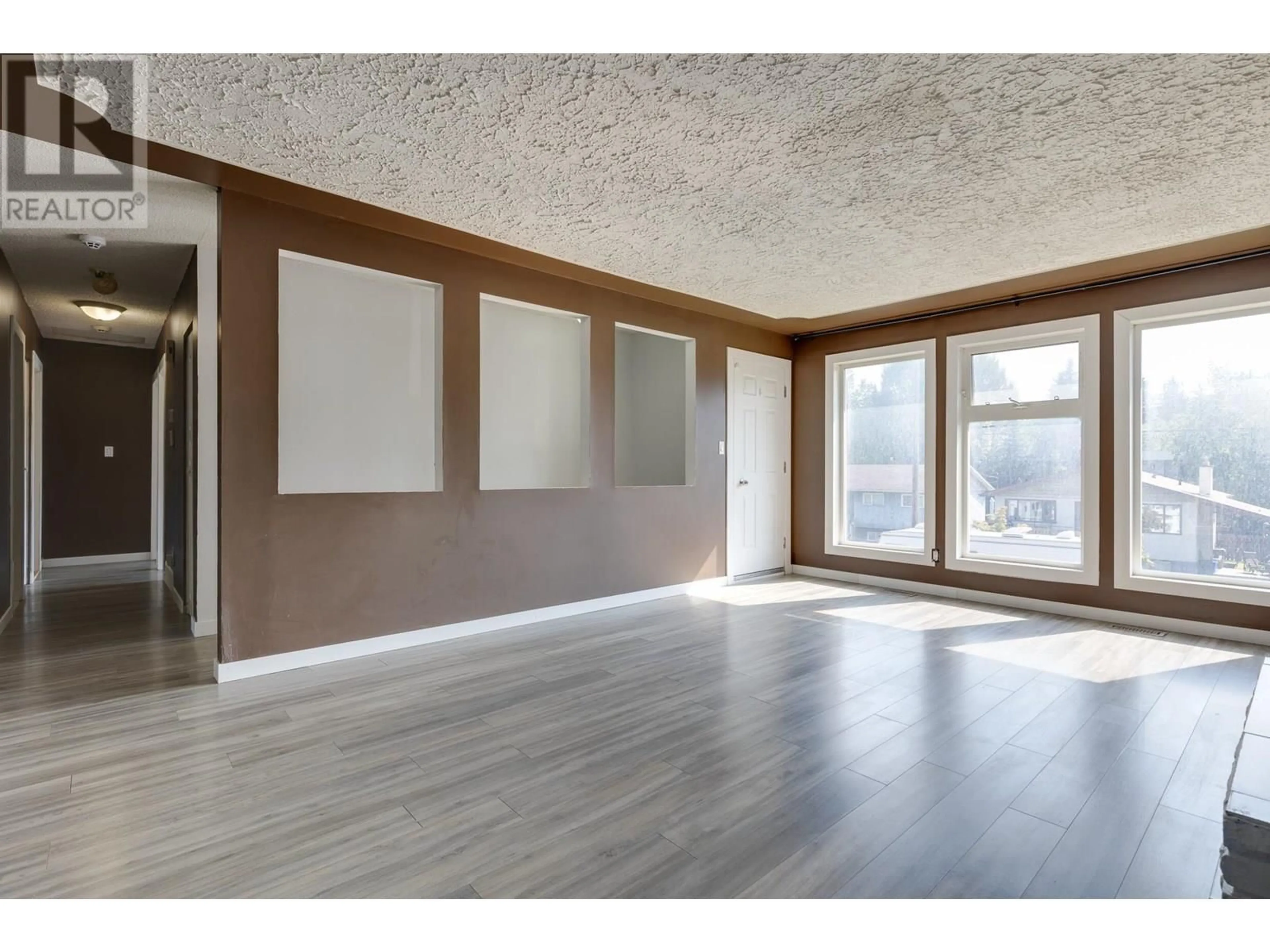 A pic of a room for 2839 OAK STREET, Prince George British Columbia V2L2B1