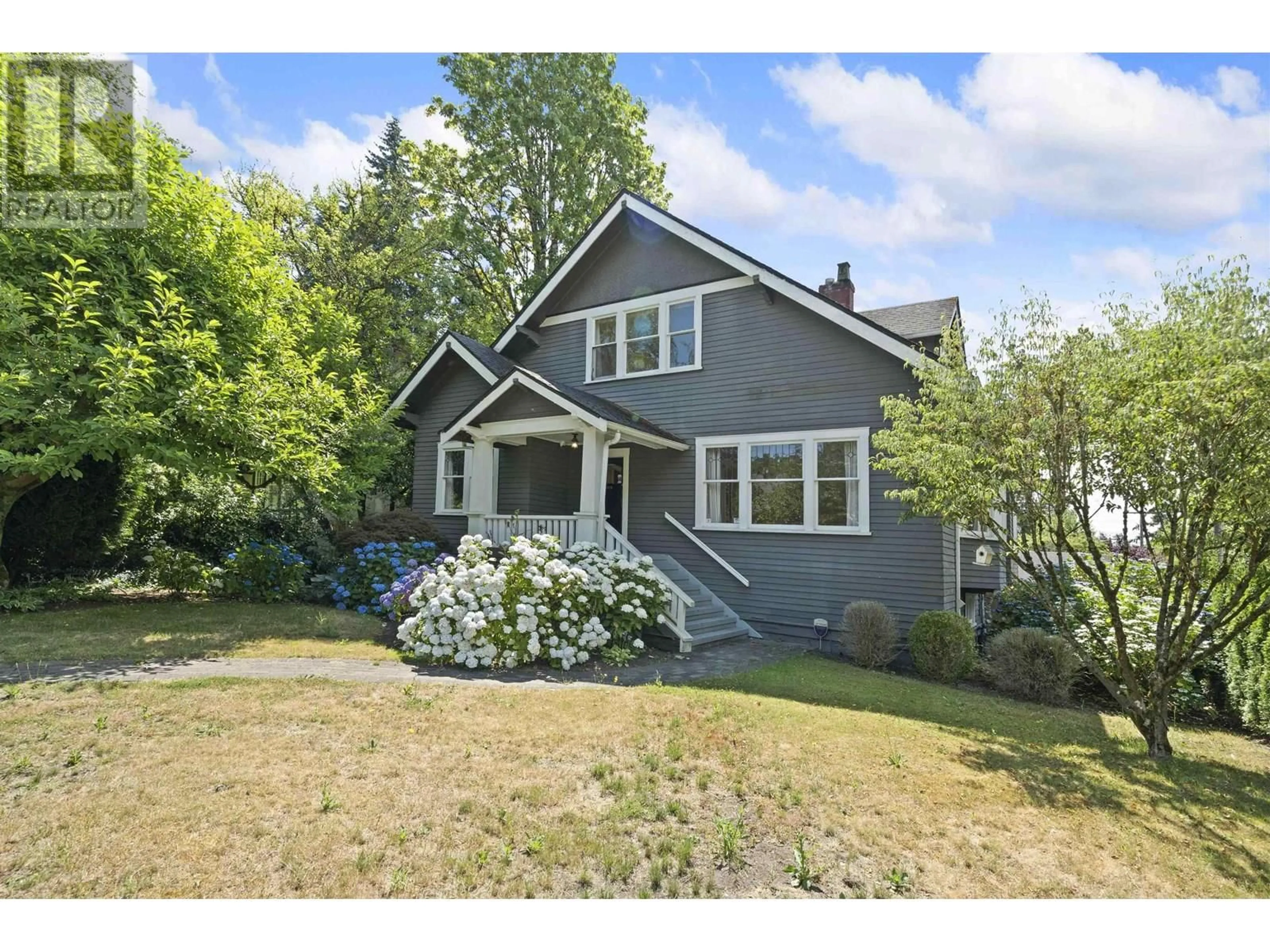 Home with vinyl exterior material, street for 3492 34TH AVENUE, Vancouver British Columbia V6N2K6