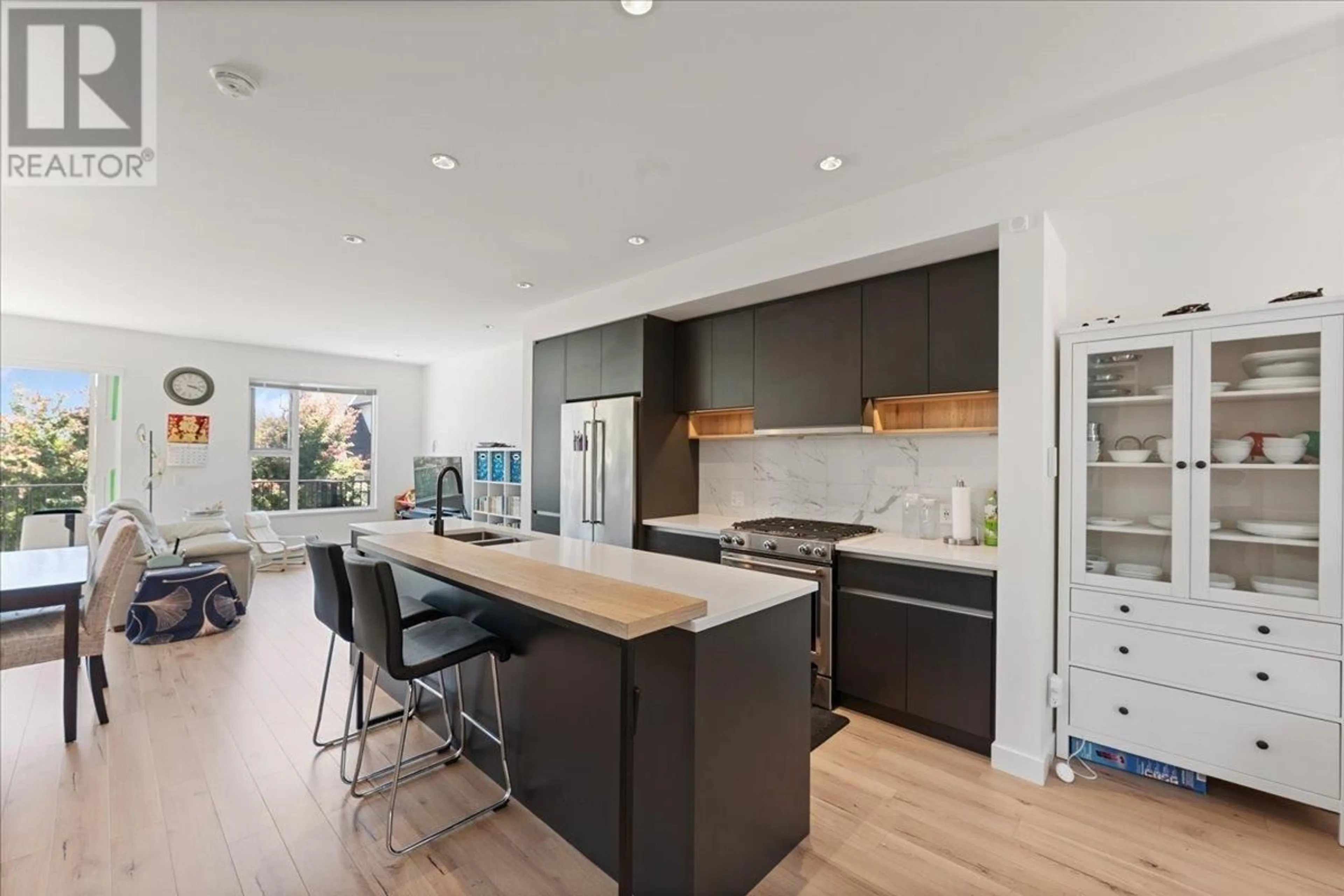 Open concept kitchen, unknown for 19 - 1228 HUDSON STREET, Coquitlam British Columbia V3B0R3