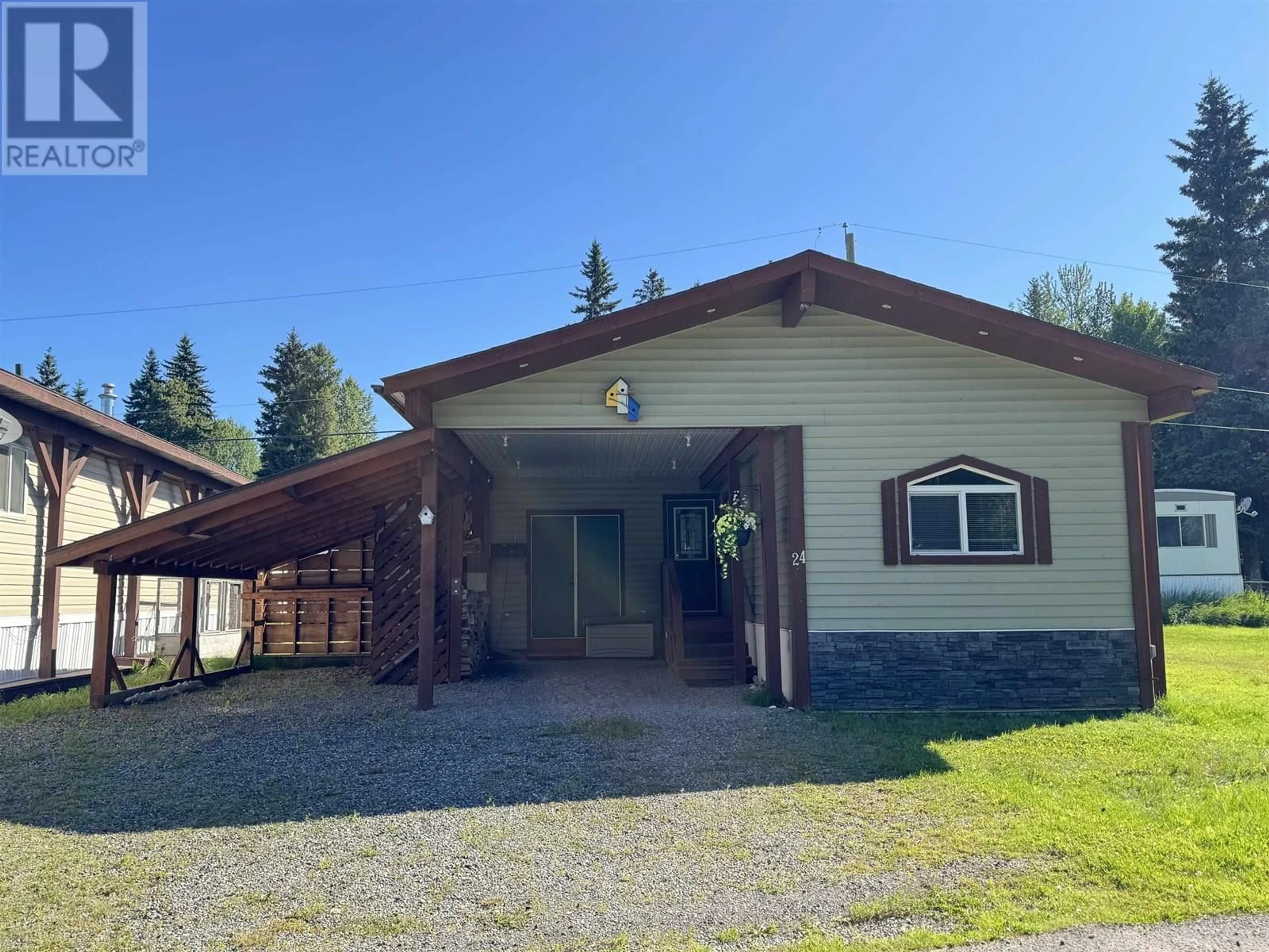 Unknown for 24 - 4430 16 HIGHWAY, Smithers British Columbia V0J2N0