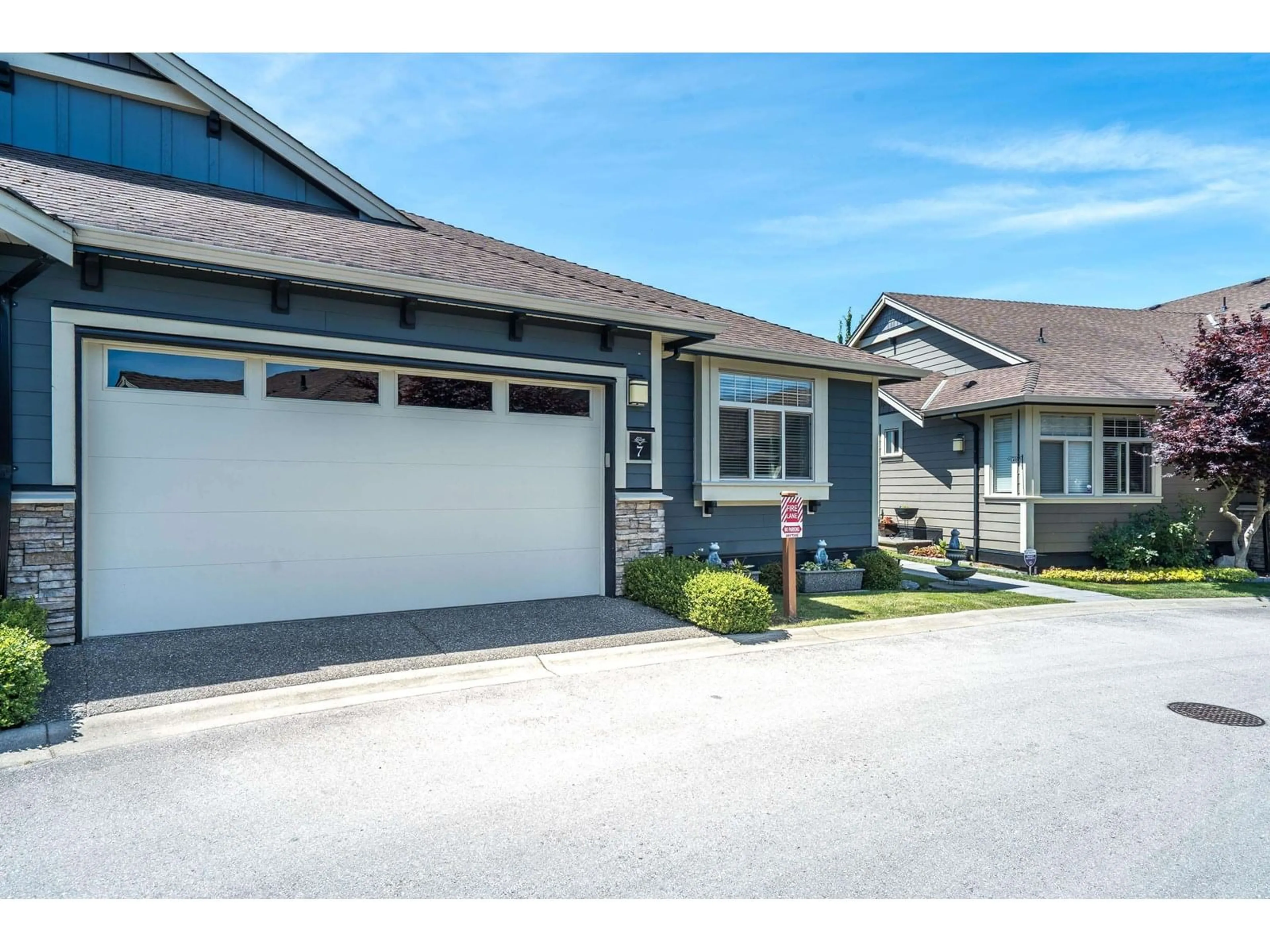 Unknown for 7 - 350 174, Surrey British Columbia V3Z2N8
