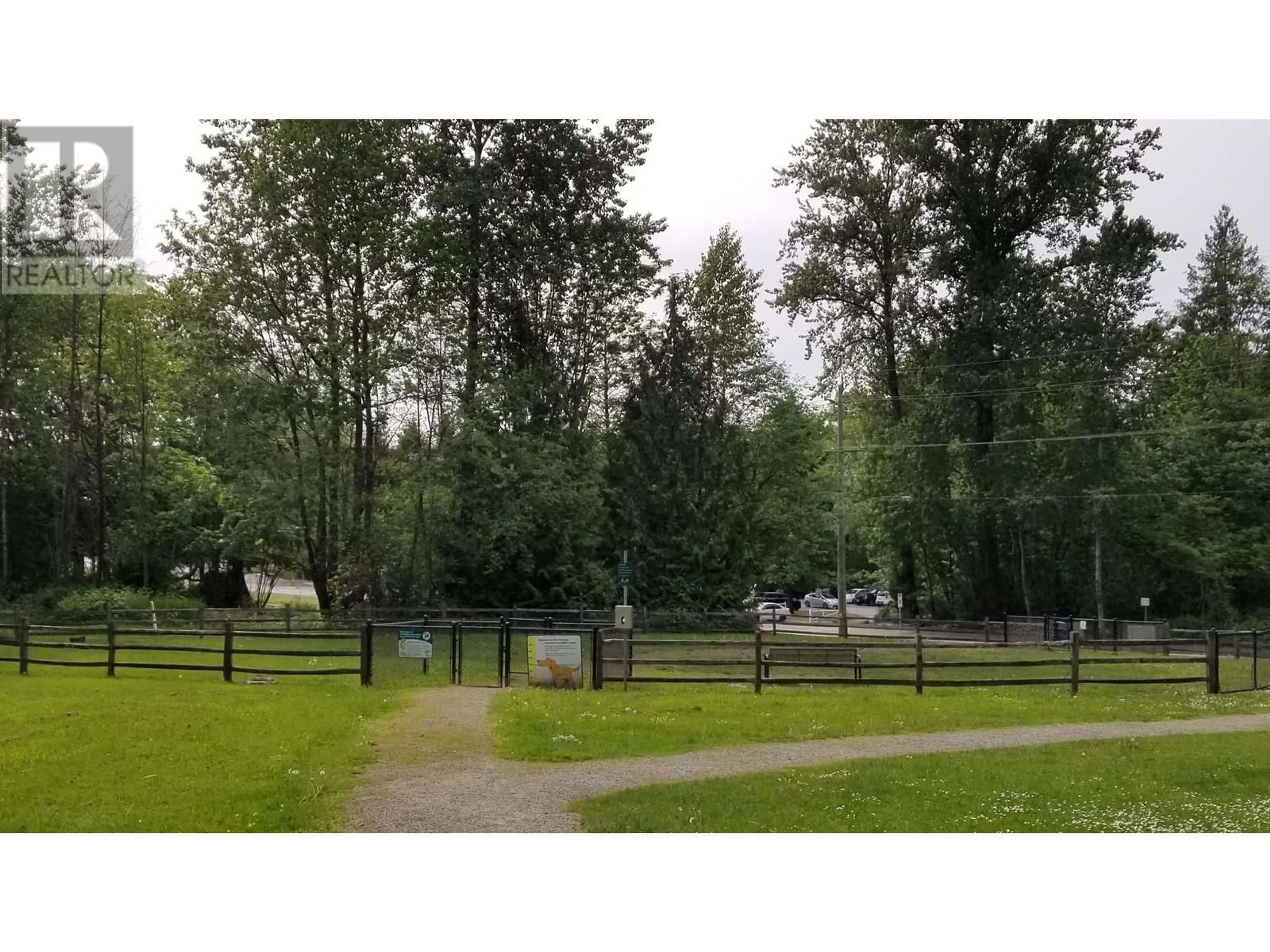 Blurry image for 4231 DUNDAS STREET, Burnaby British Columbia V5C1B2