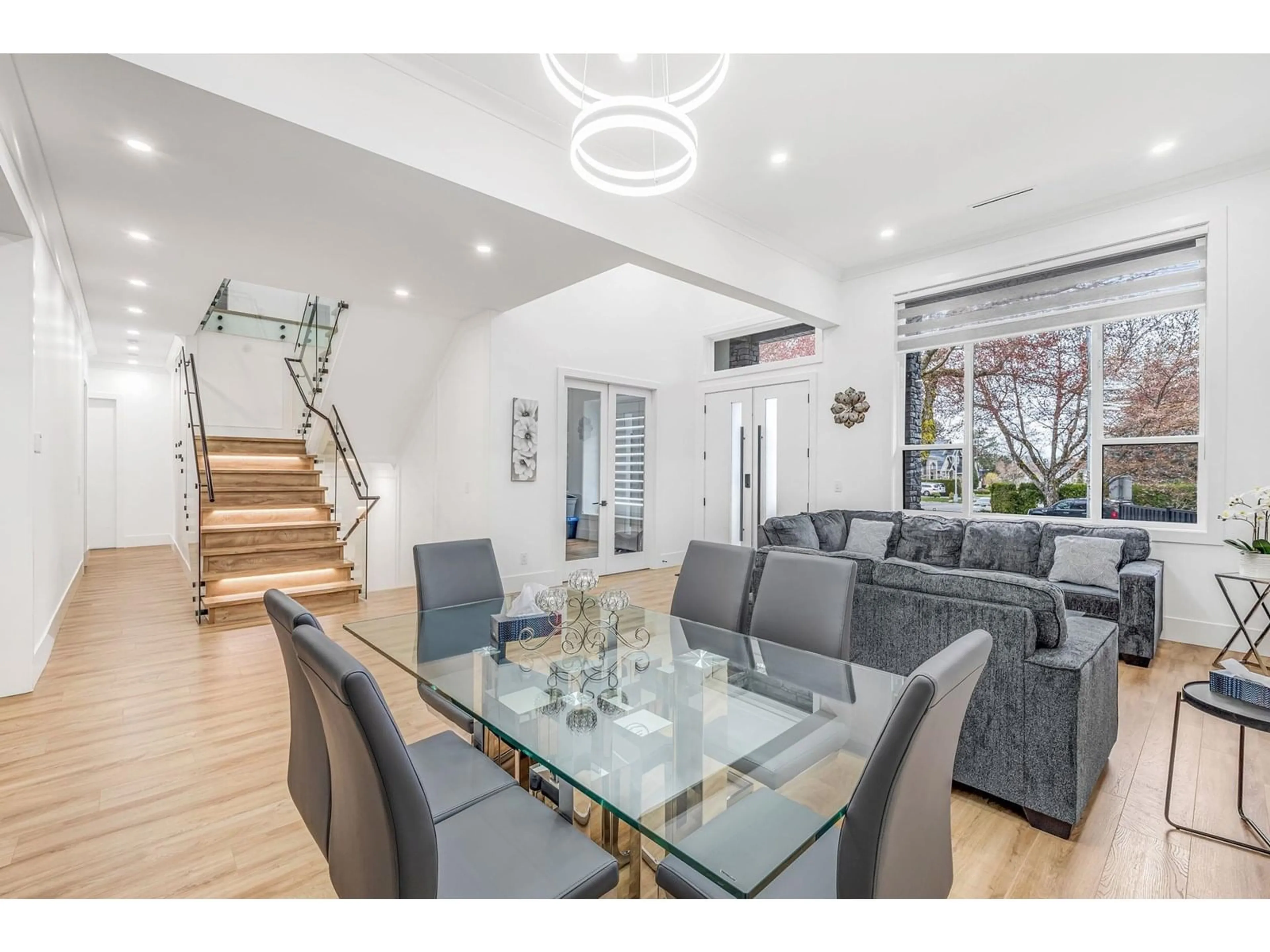 Dining room, unknown for 8958 139A, Surrey British Columbia V3V7G5