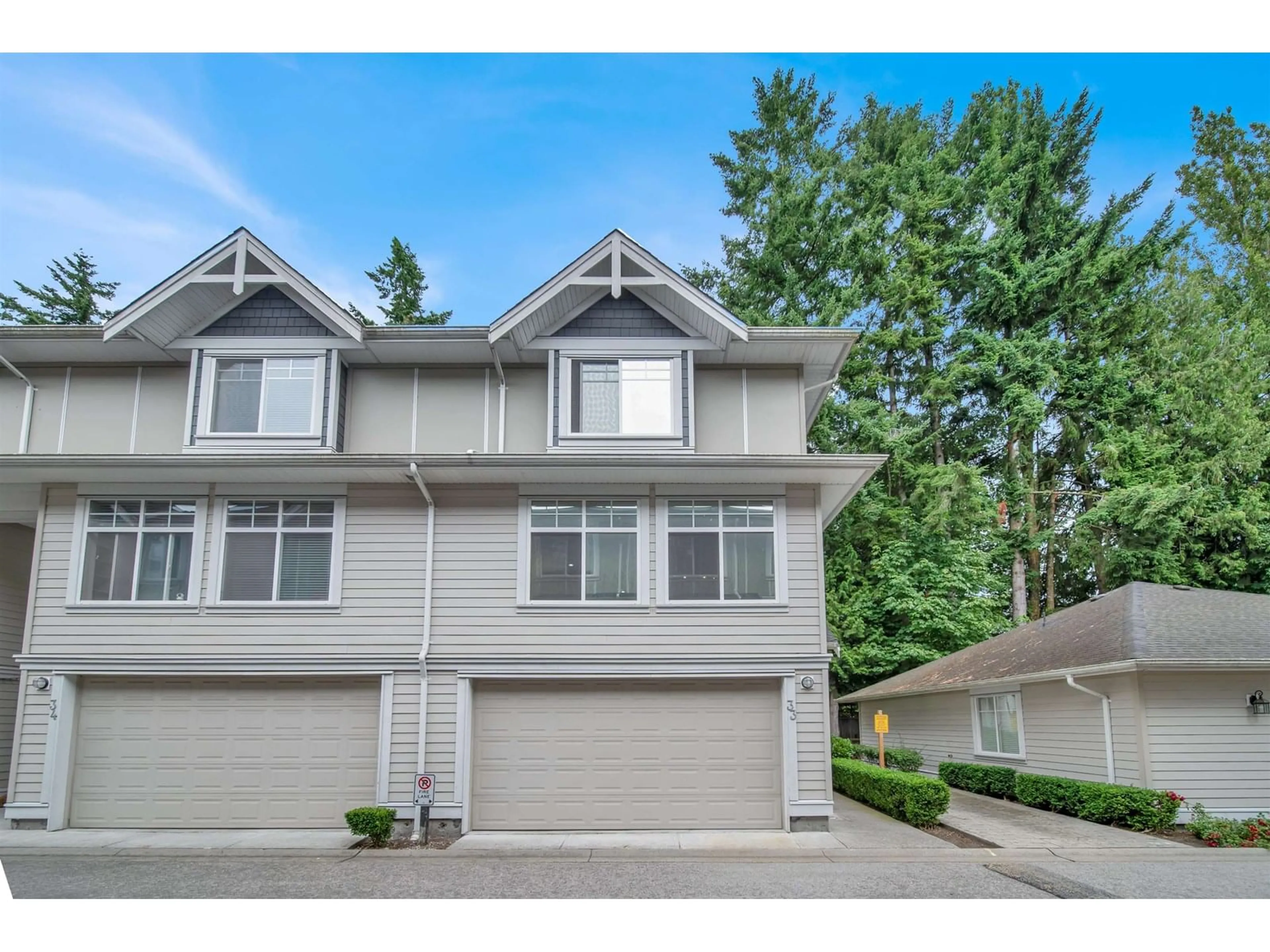 Home with vinyl exterior material, street for 33 - 12775 63, Surrey British Columbia V3X0E9