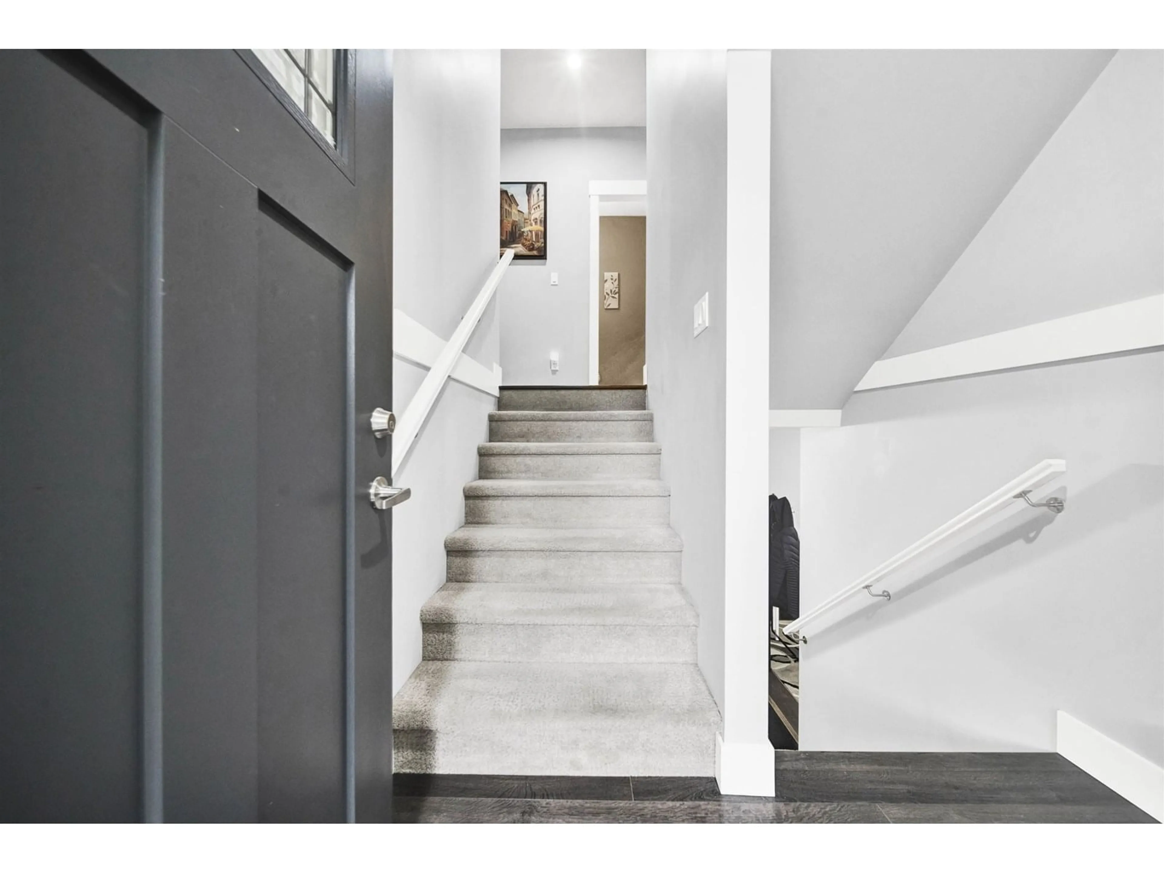 Indoor entryway for 33 - 12775 63, Surrey British Columbia V3X0E9