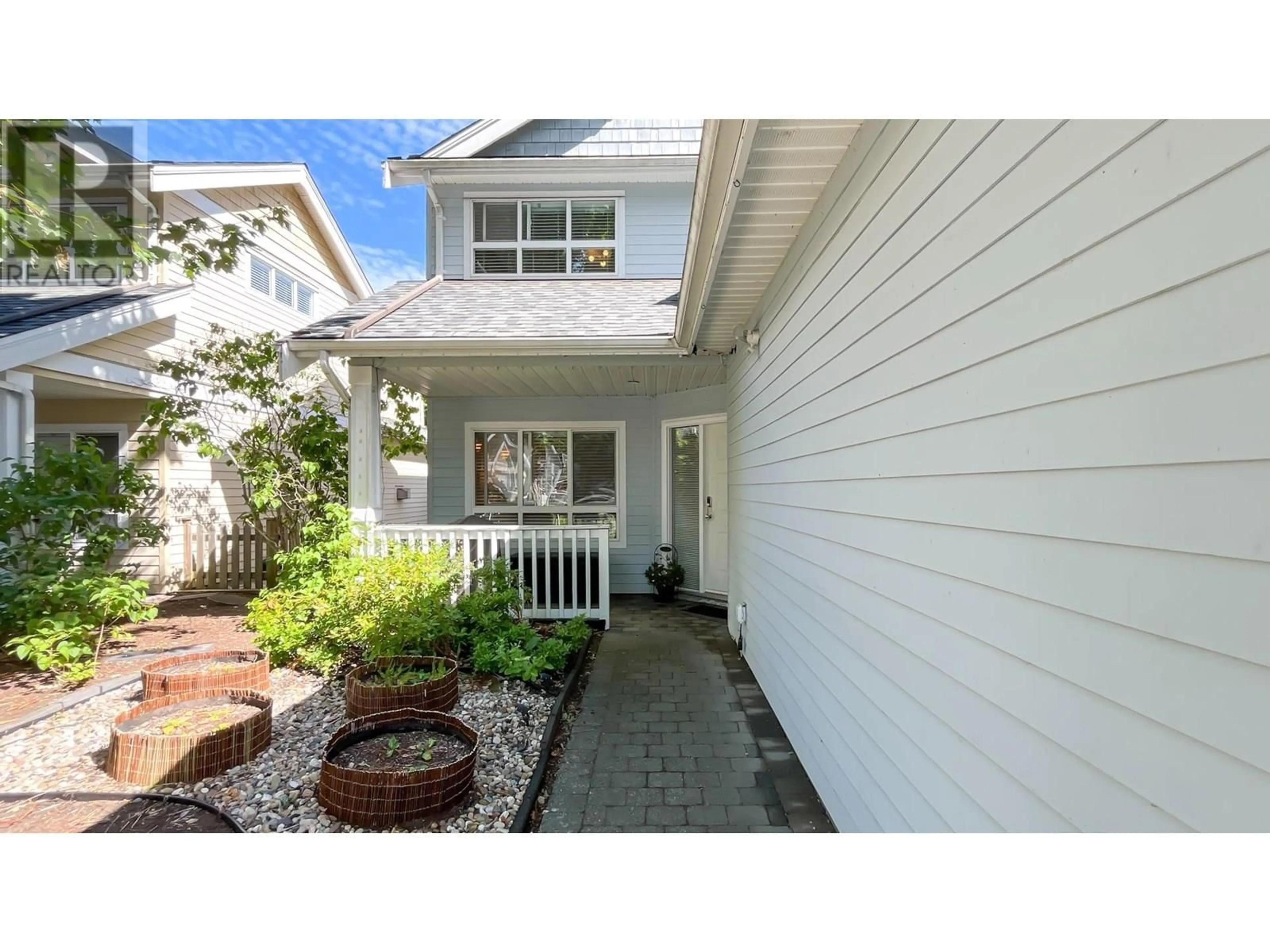 Home with vinyl exterior material, street for #6 - 4791 STEVESTON HIGHWAY, Richmond British Columbia V7E2K4
