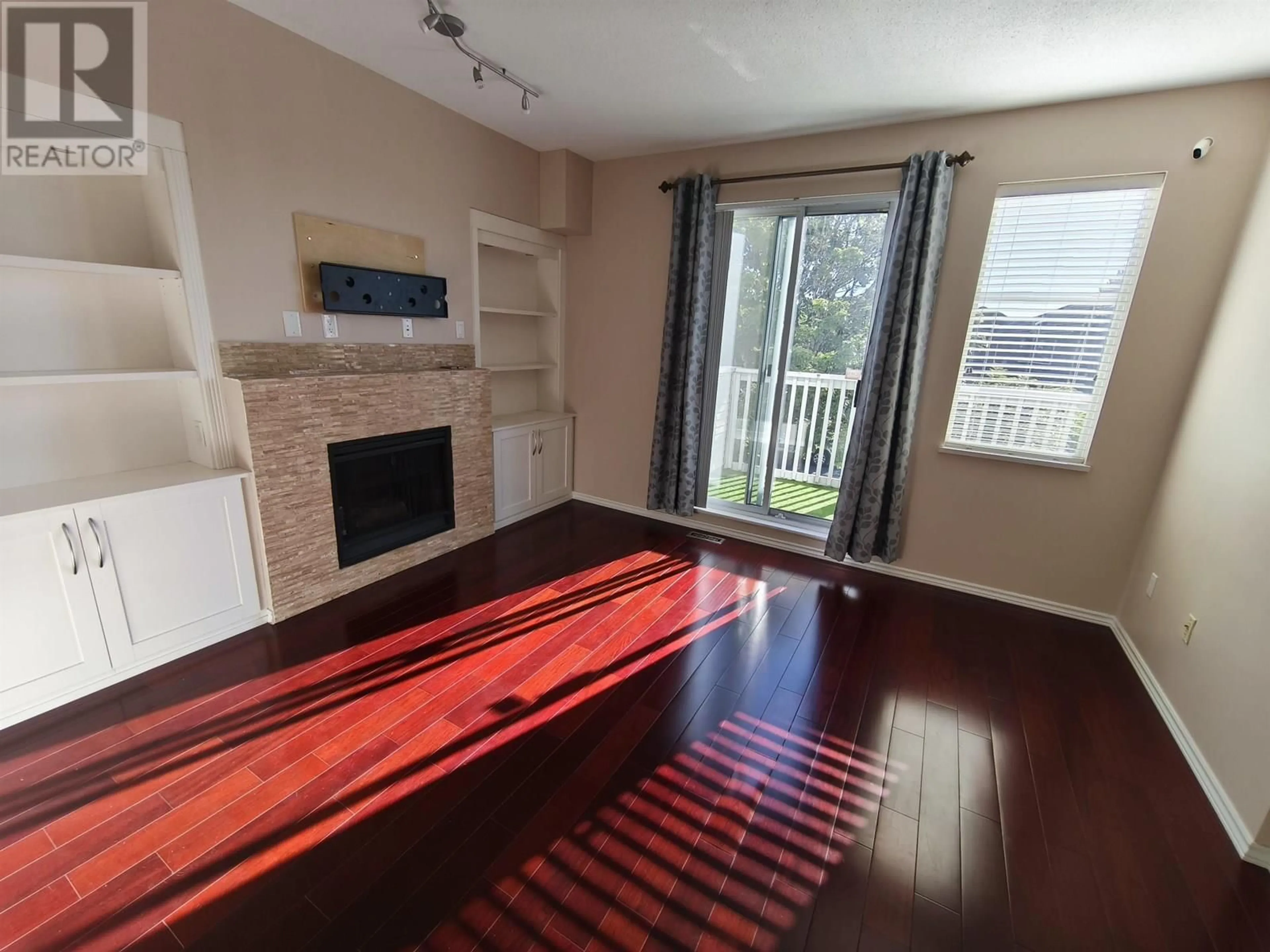 A pic of a room for 2 - 6588 BARNARD DRIVE, Richmond British Columbia V7C5R8