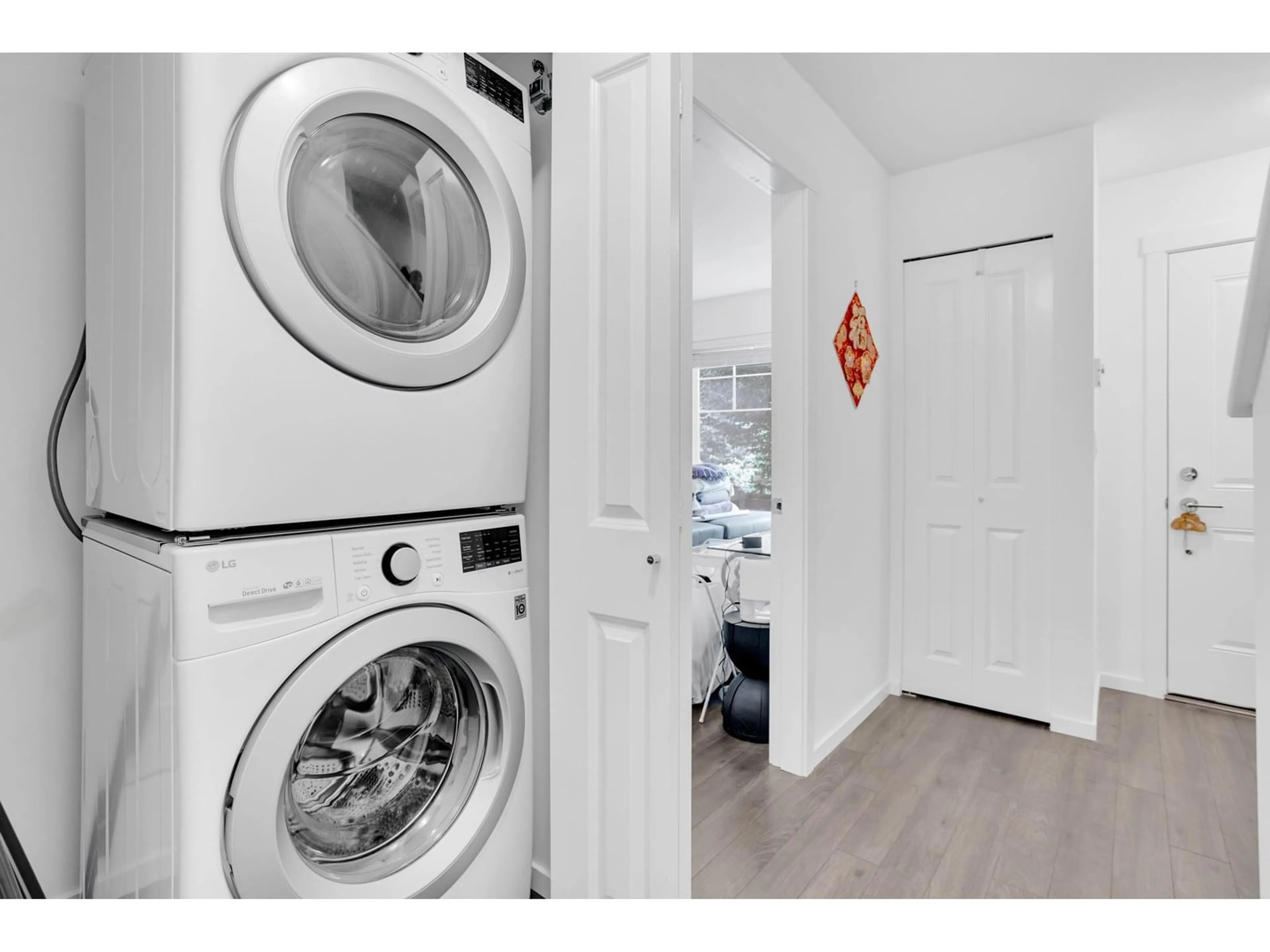 Laundry room for 92 - 8168 136A STREET, Surrey British Columbia V3W2Z6