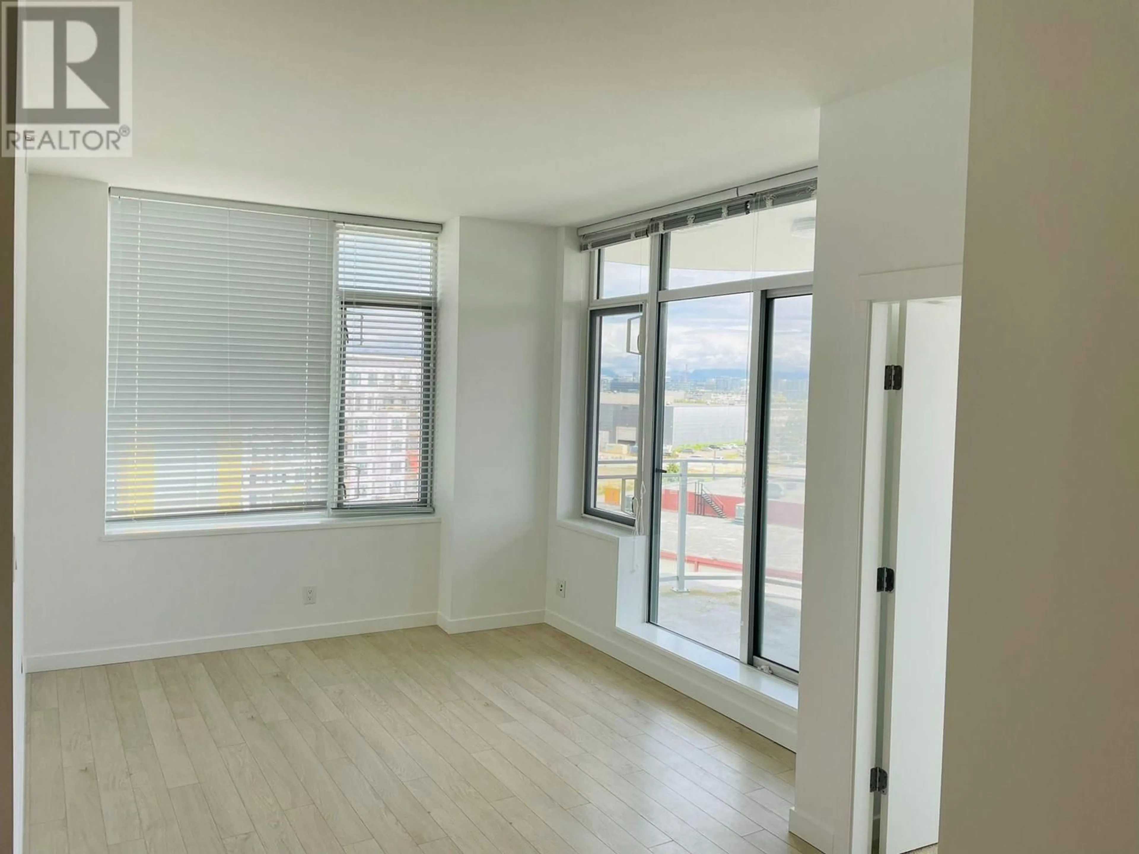 A pic of a room for 810 - 5619 CEDARBRIDGE WAY, Richmond British Columbia V6X0P8